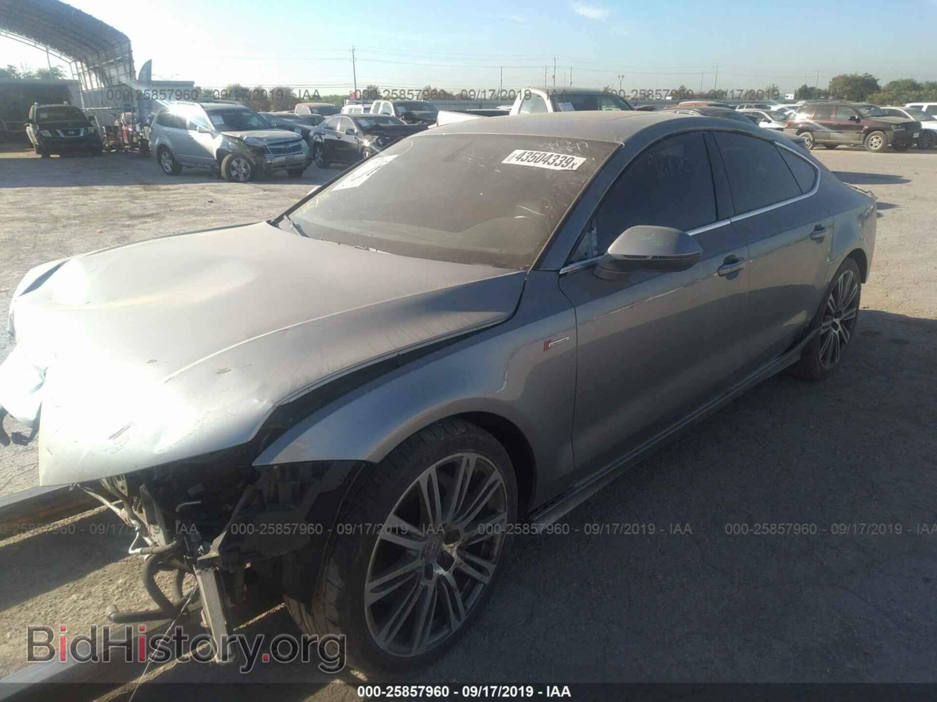 2012 AUDI A7 - VIN: WAU2GAFC3CN048849 - Photo 2