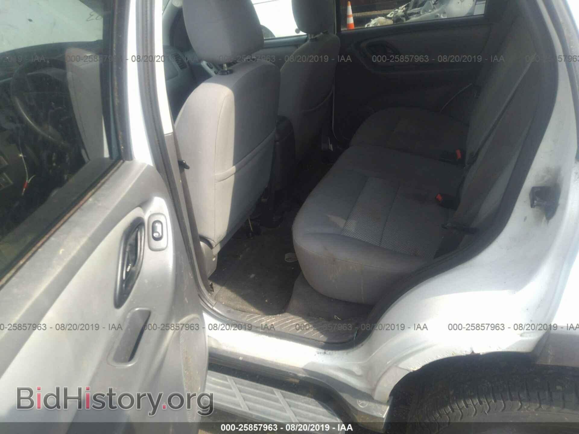 2006 FORD ESCAPE - VIN: 1FMYU93196KC94314 - Фото 8