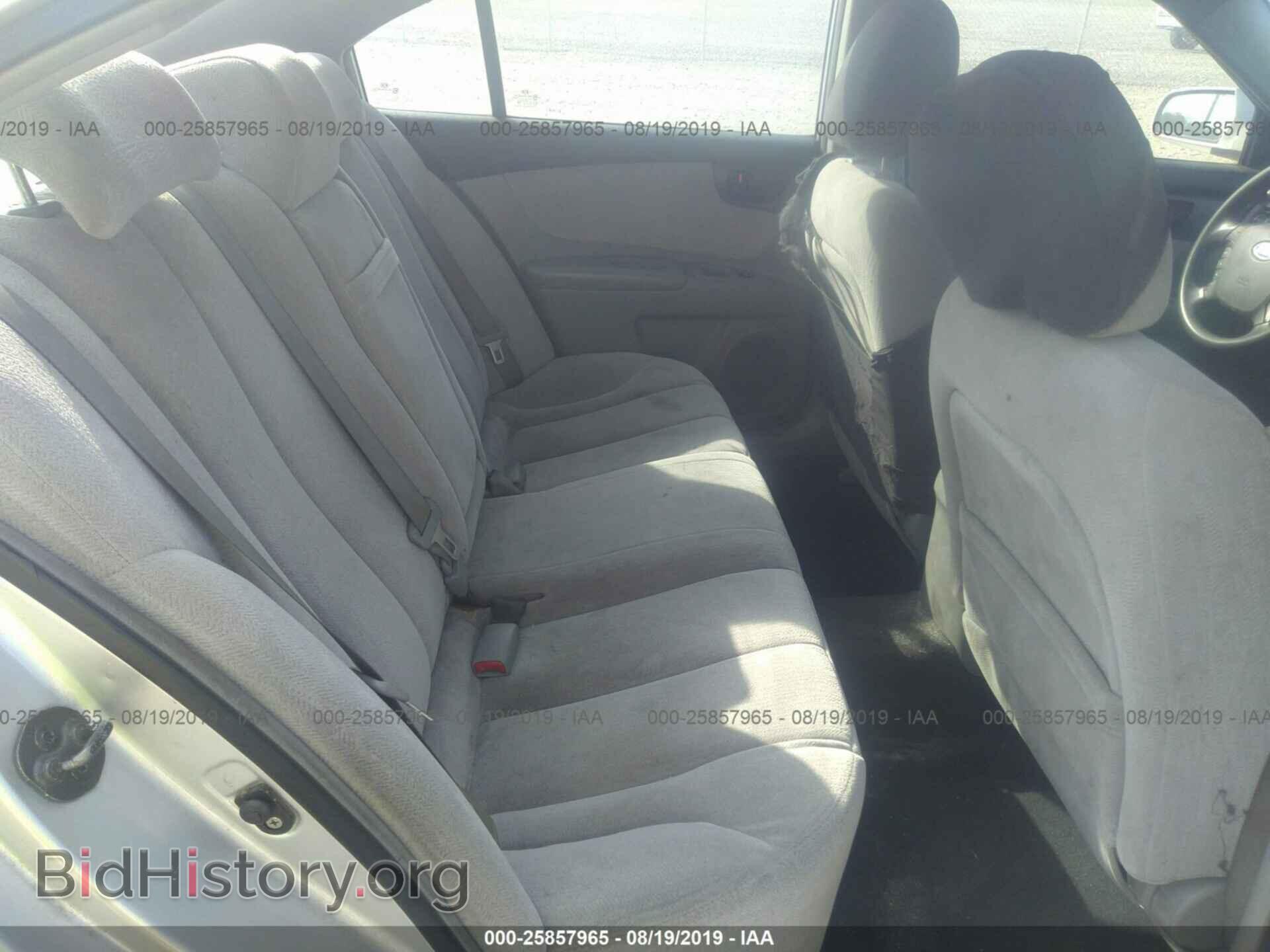 2007 KIA OPTIMA - VIN: KNAGE123675120490 - Фото 8