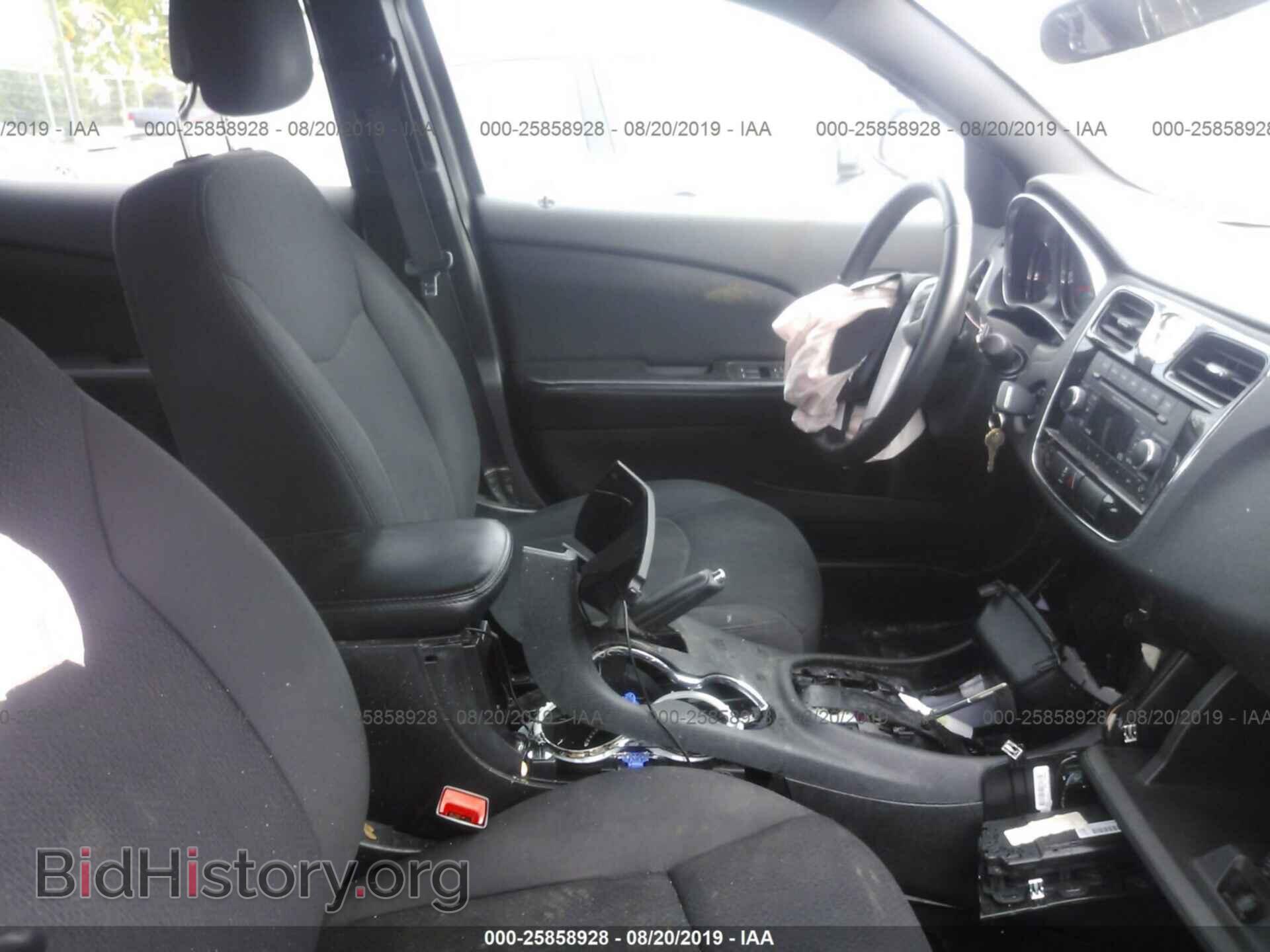 2012 CHRYSLER 200 - VIN: 1C3CCBBB6CN301706 - Photo 5