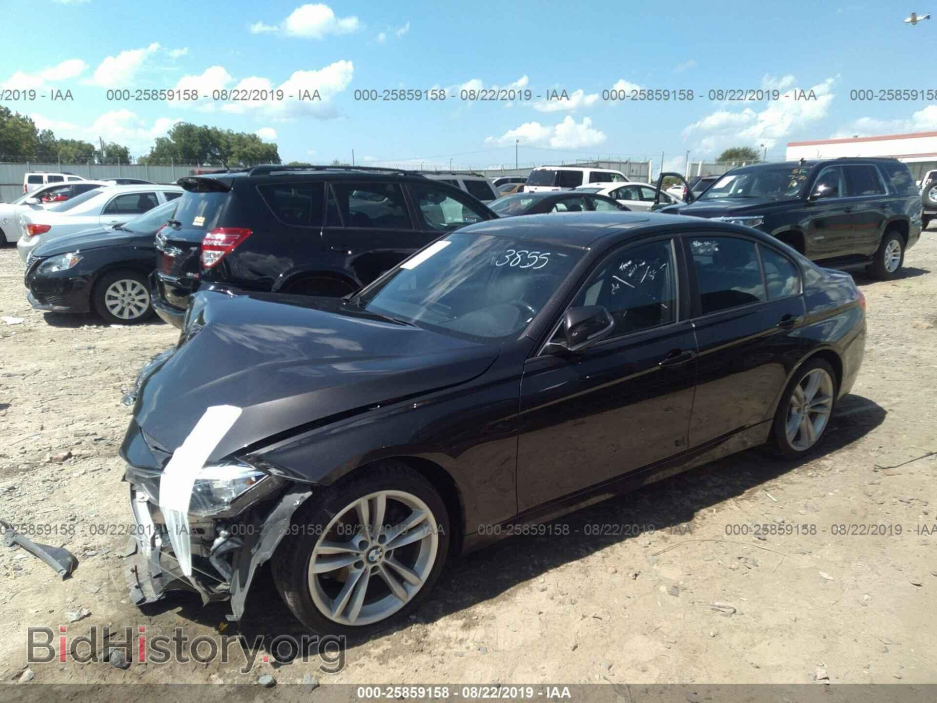 2016 BMW 320 - VIN: WBA8E1G52GNT33855 - Photo 2