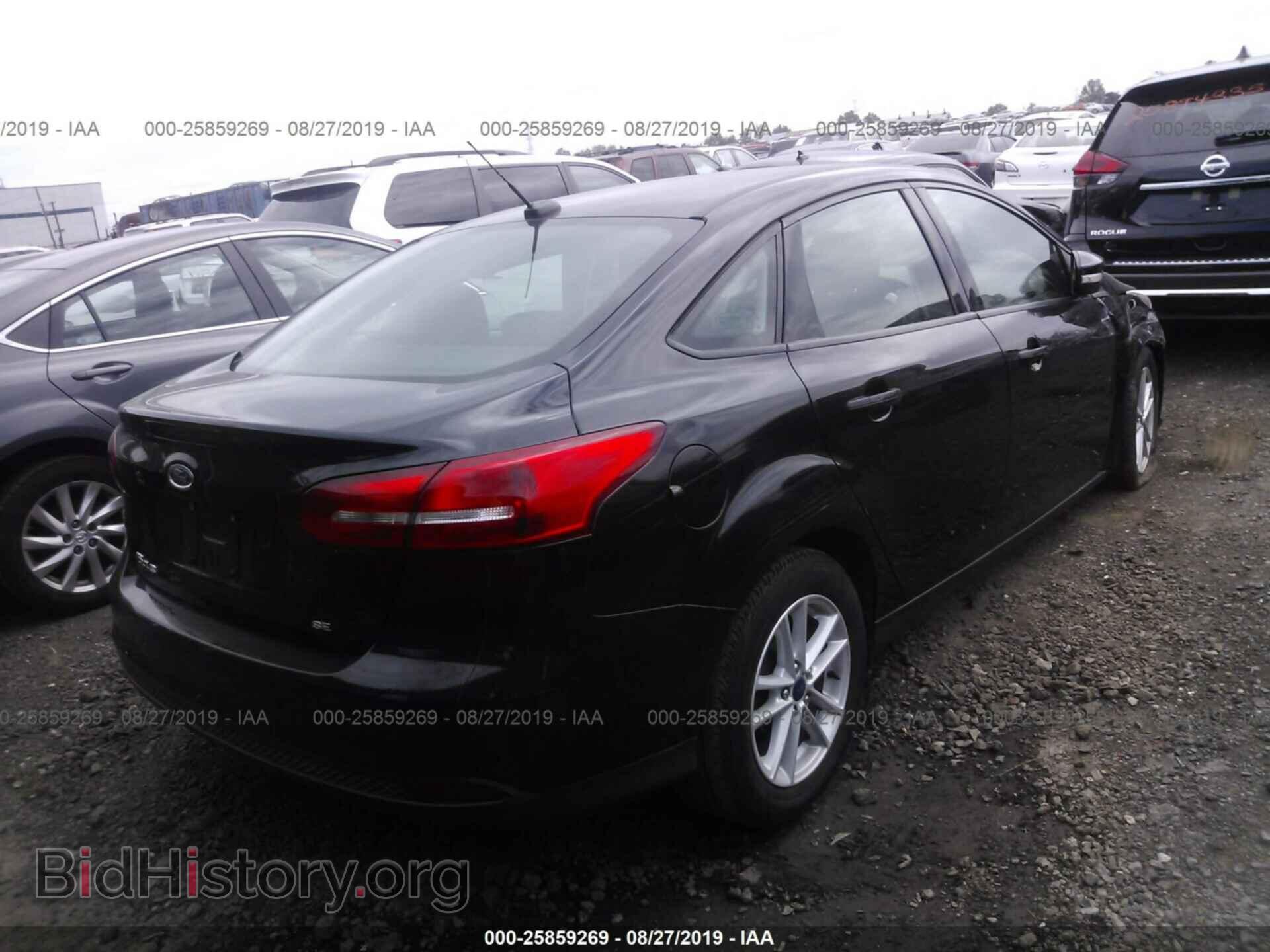 2017 FORD FOCUS - VIN: 1FADP3F2XHL293803 - Фото 4