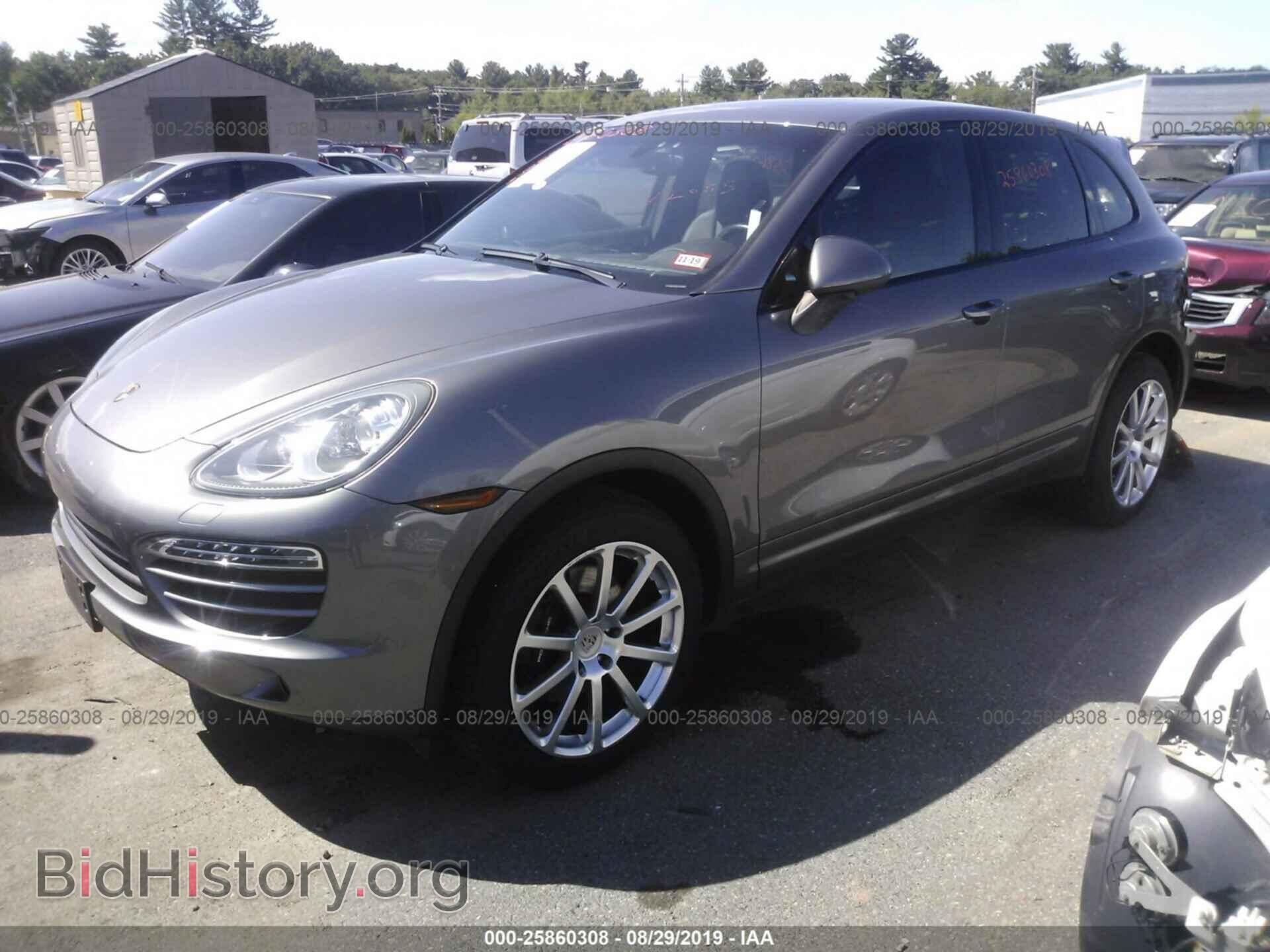 2012 PORSCHE CAYENNE - VIN: WP1AA2A29CLA07558 - Фото 2