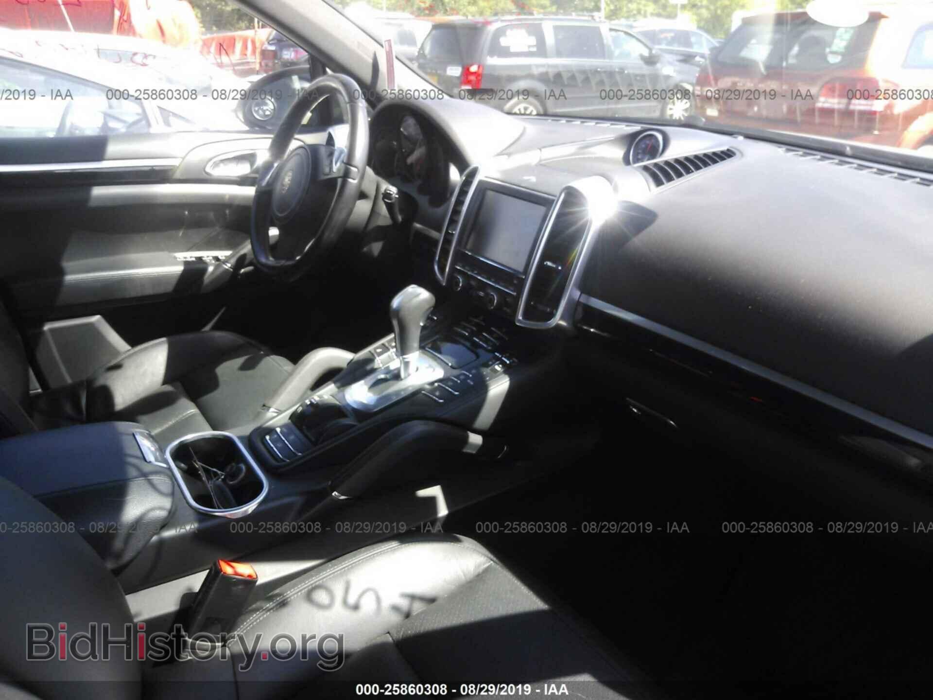 2012 PORSCHE CAYENNE - VIN: WP1AA2A29CLA07558 - Фото 5