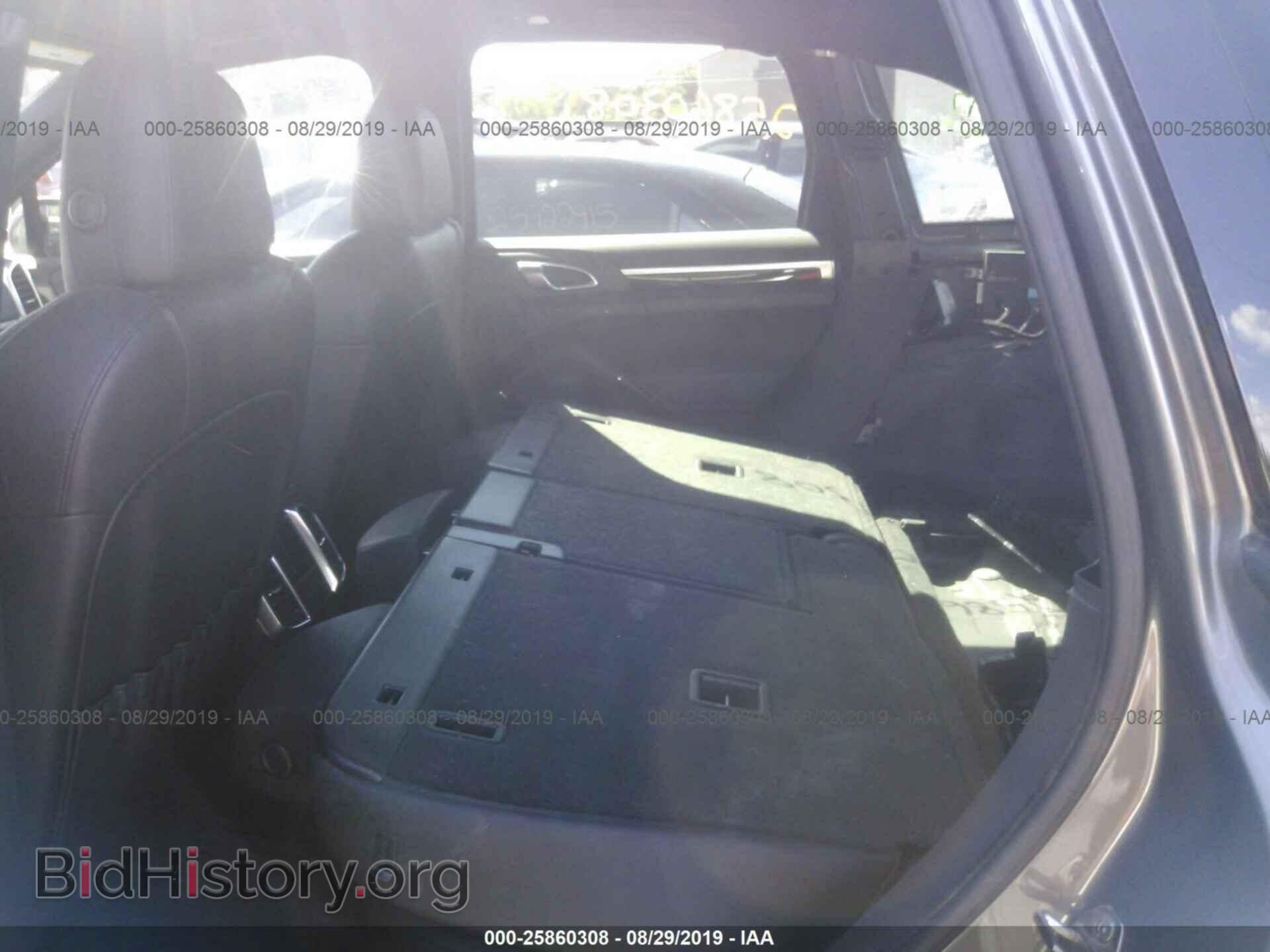 2012 PORSCHE CAYENNE - VIN: WP1AA2A29CLA07558 - Фото 8