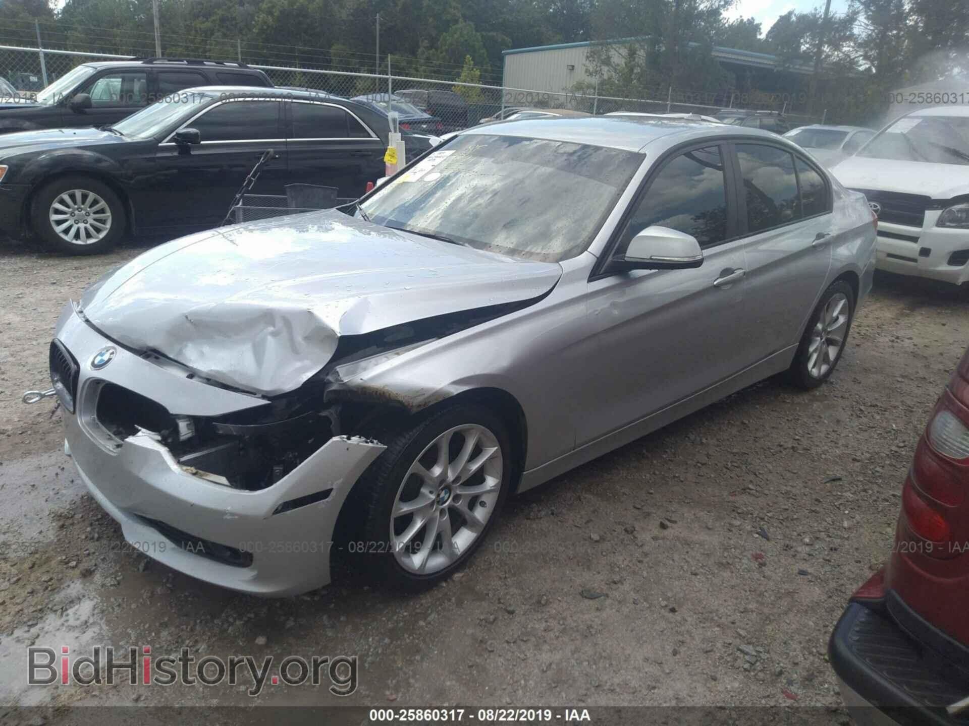 2014 BMW 320 - VIN: WBA3B1C56EP680048 - Photo 2