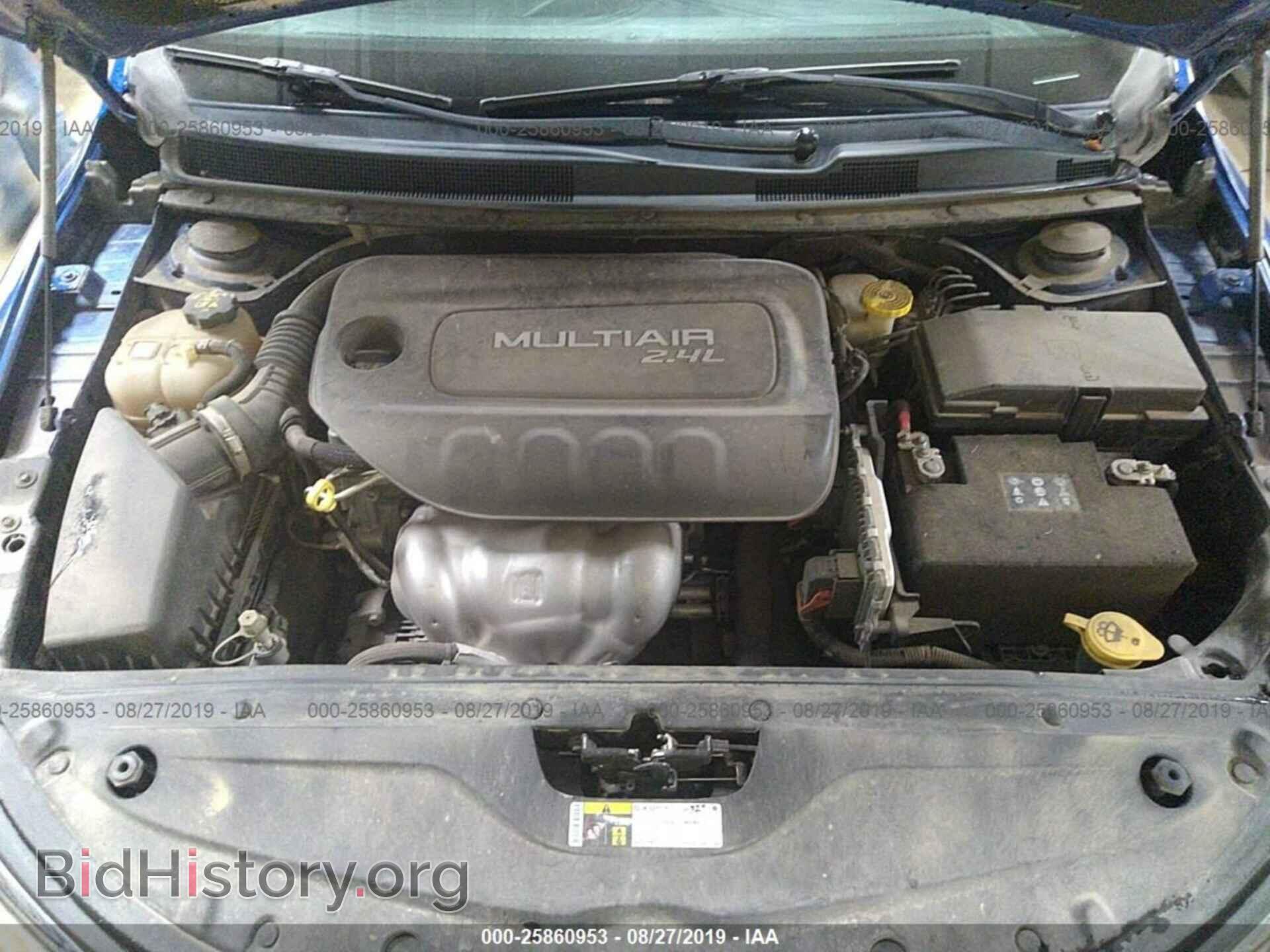 2016 CHRYSLER 200 - VIN: 1C3CCCAB6GN126466 - Photo 10