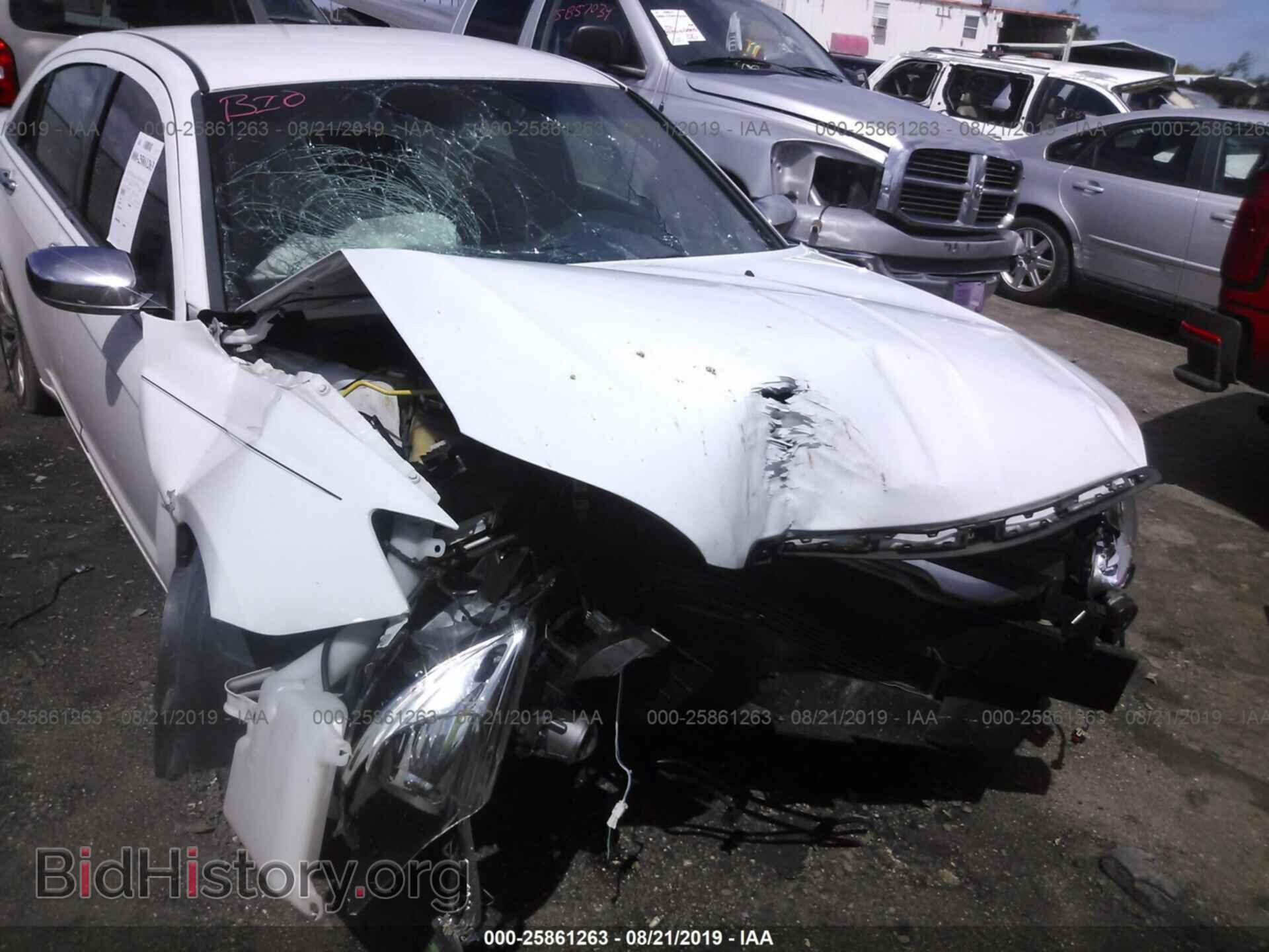 2013 CHRYSLER 200 - VIN: 1C3CCBCG7DN574827 - Photo 6