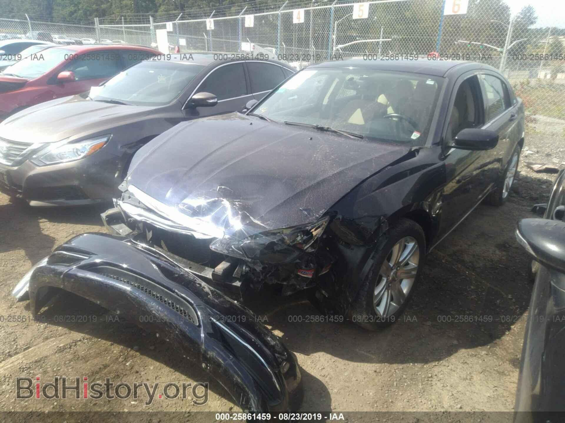 2012 CHRYSLER 200 - VIN: 1C3CCBBB3CN173733 - Photo 2