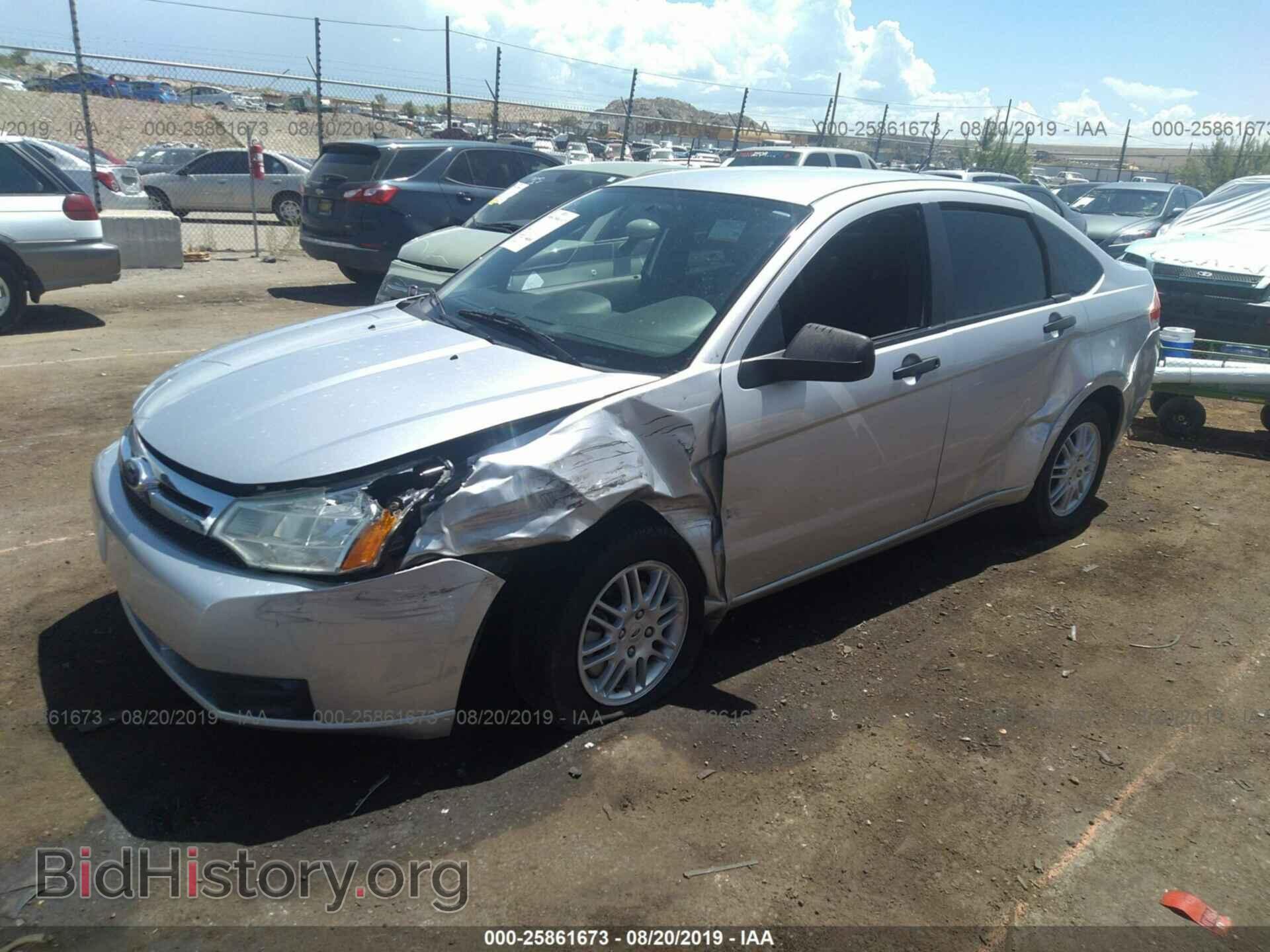 2011 FORD FOCUS - VIN: 1FAHP3FN1BW149039 - Фото 2