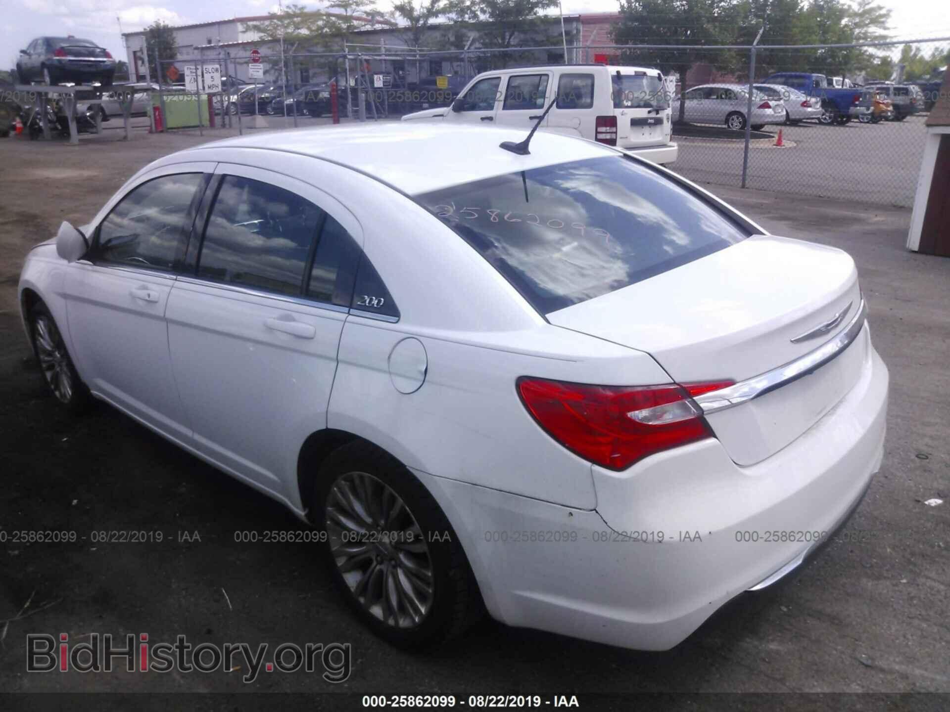 2012 CHRYSLER 200 - VIN: 1C3CCBAB1CN282144 - Photo 3