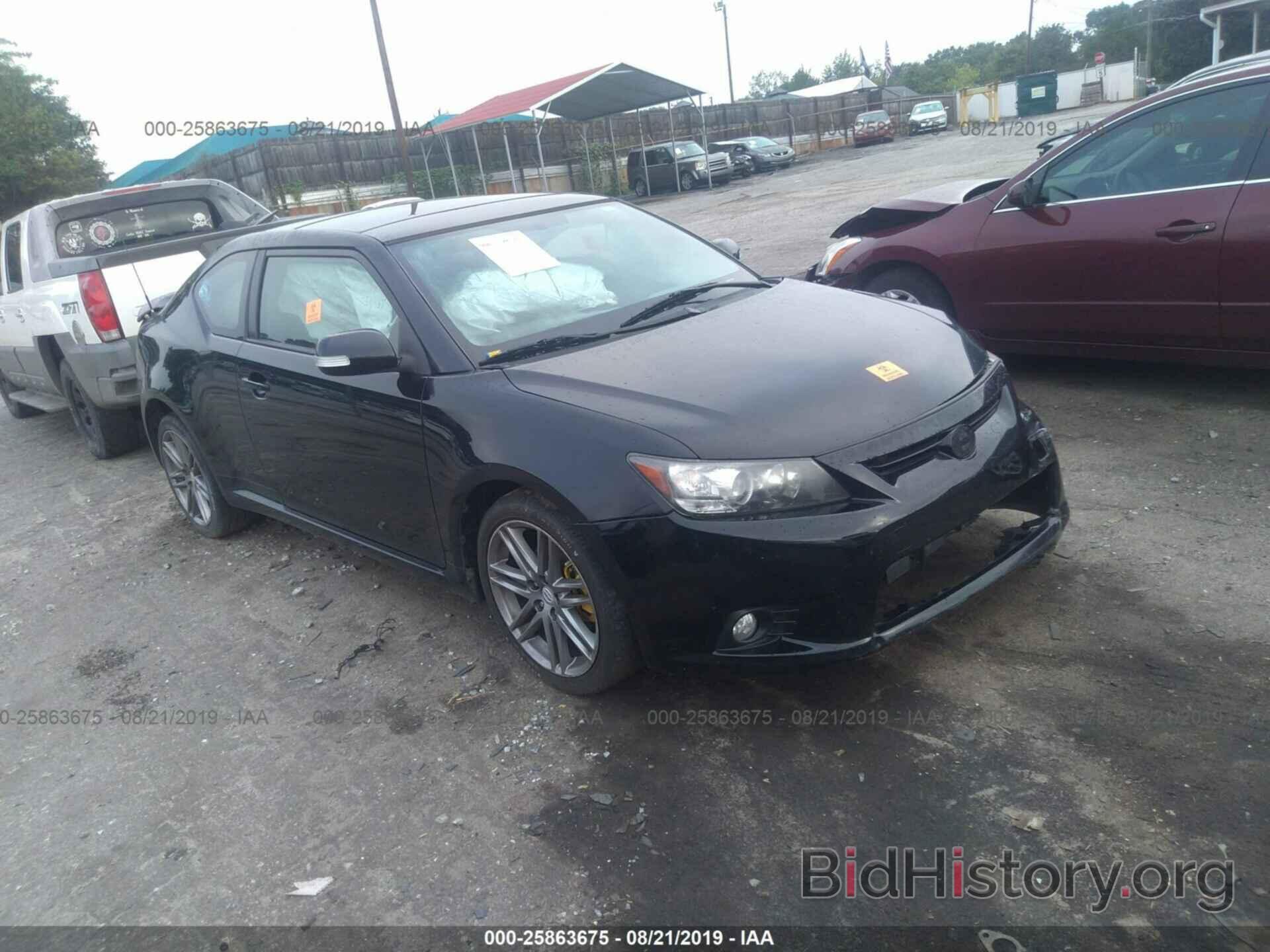 Photo JTKJF5C78C3037088 - TOYOTA SCION TC 2012