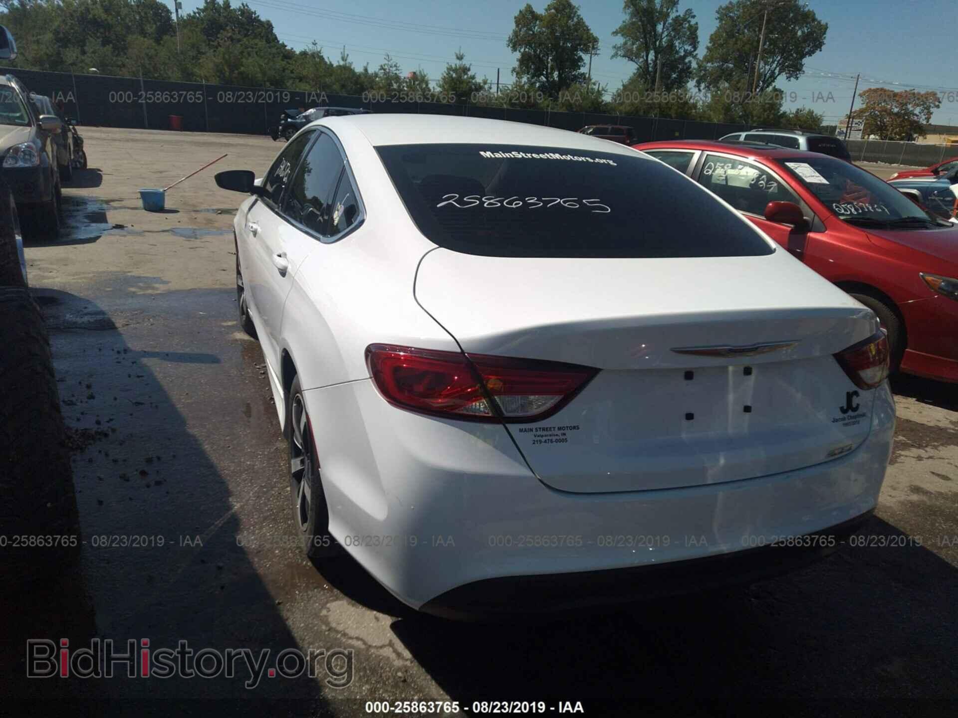 2015 CHRYSLER 200 - VIN: 1C3CCCFB1FN647621 - Photo 3