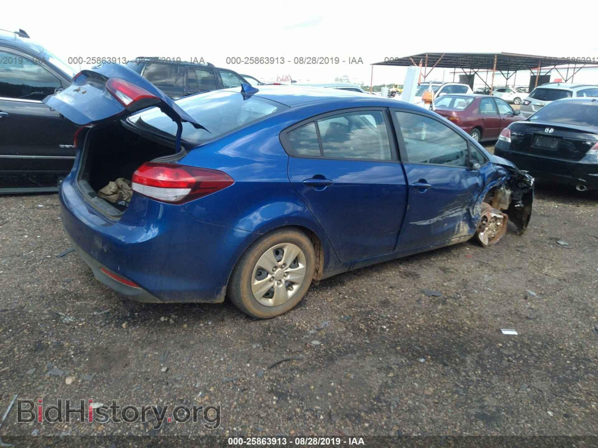 2017 KIA FORTE - VIN: 3KPFK4A7XHE129714 - Фото 4
