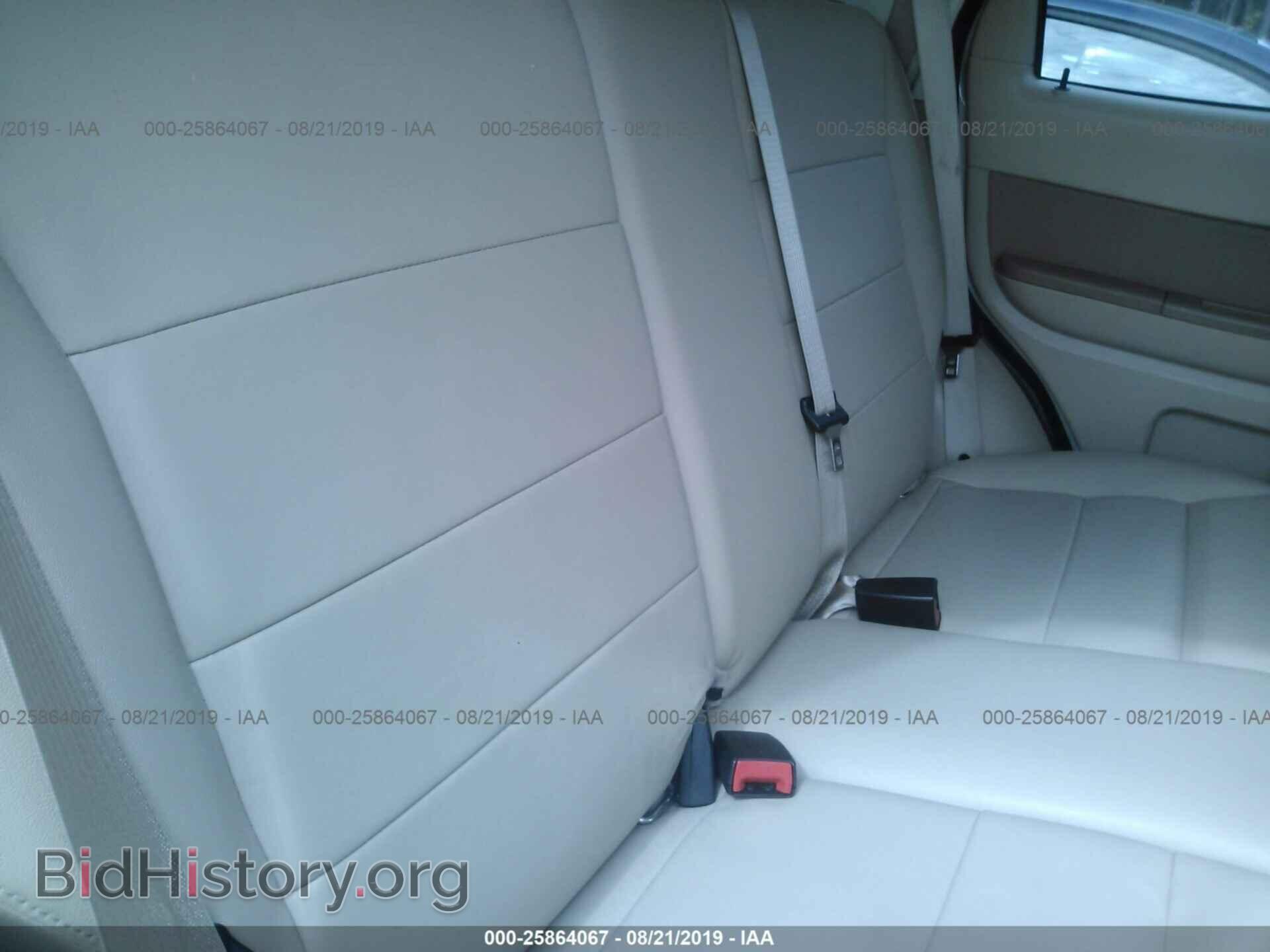 2011 FORD ESCAPE - VIN: 1FMCU0EG6BKB19486 - Photo 8