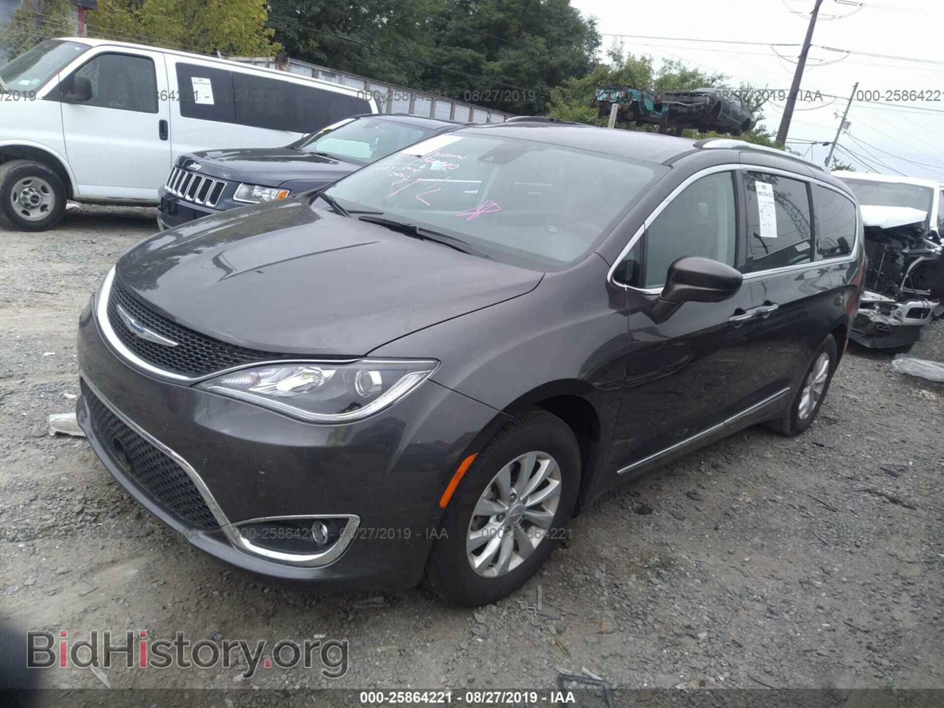 2018 CHRYSLER PACIFICA - VIN: 2C4RC1EG1JR330988 - Фото 2