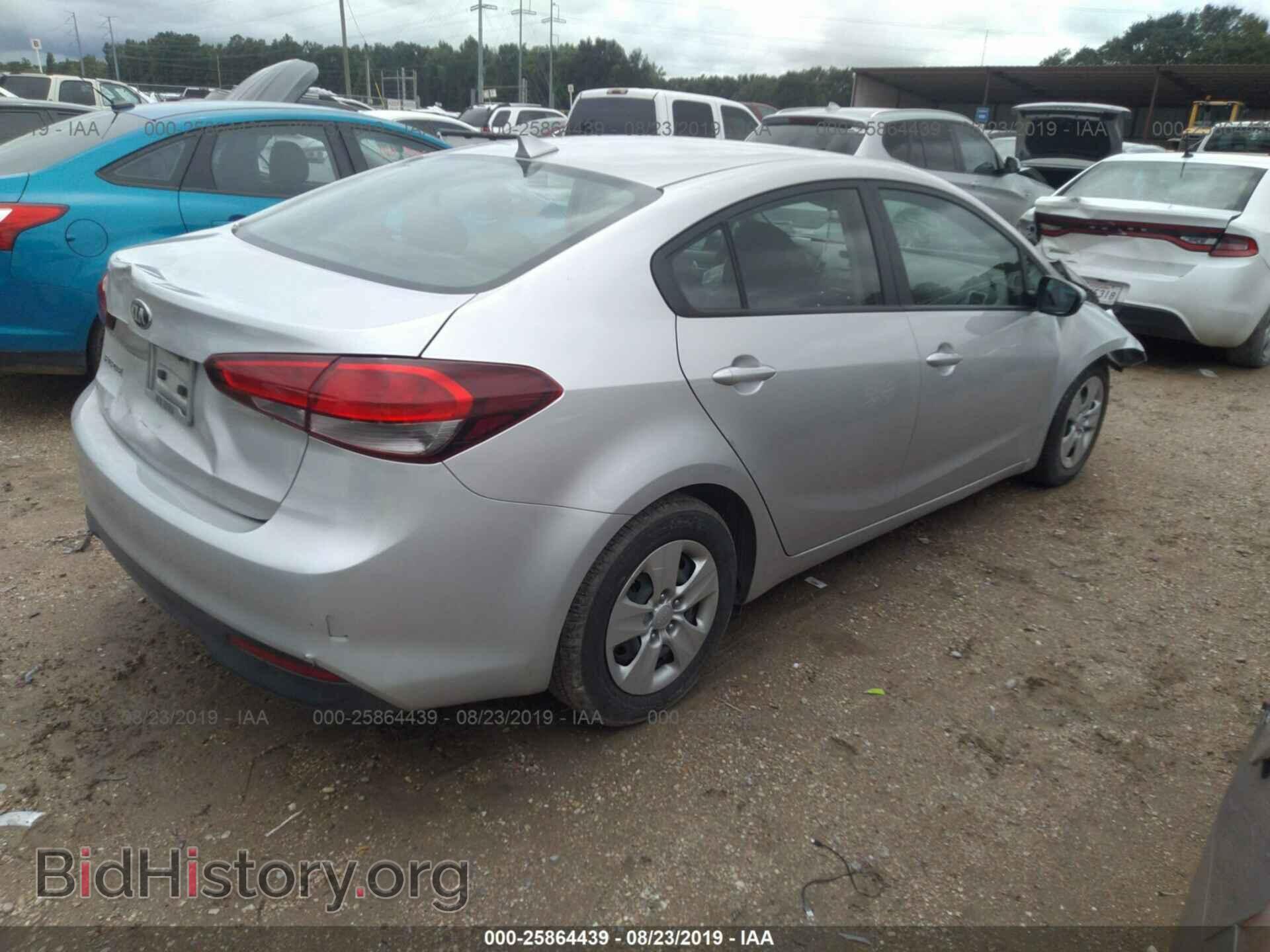 2017 KIA FORTE - VIN: 3KPFK4A74HE015868 - Фото 4