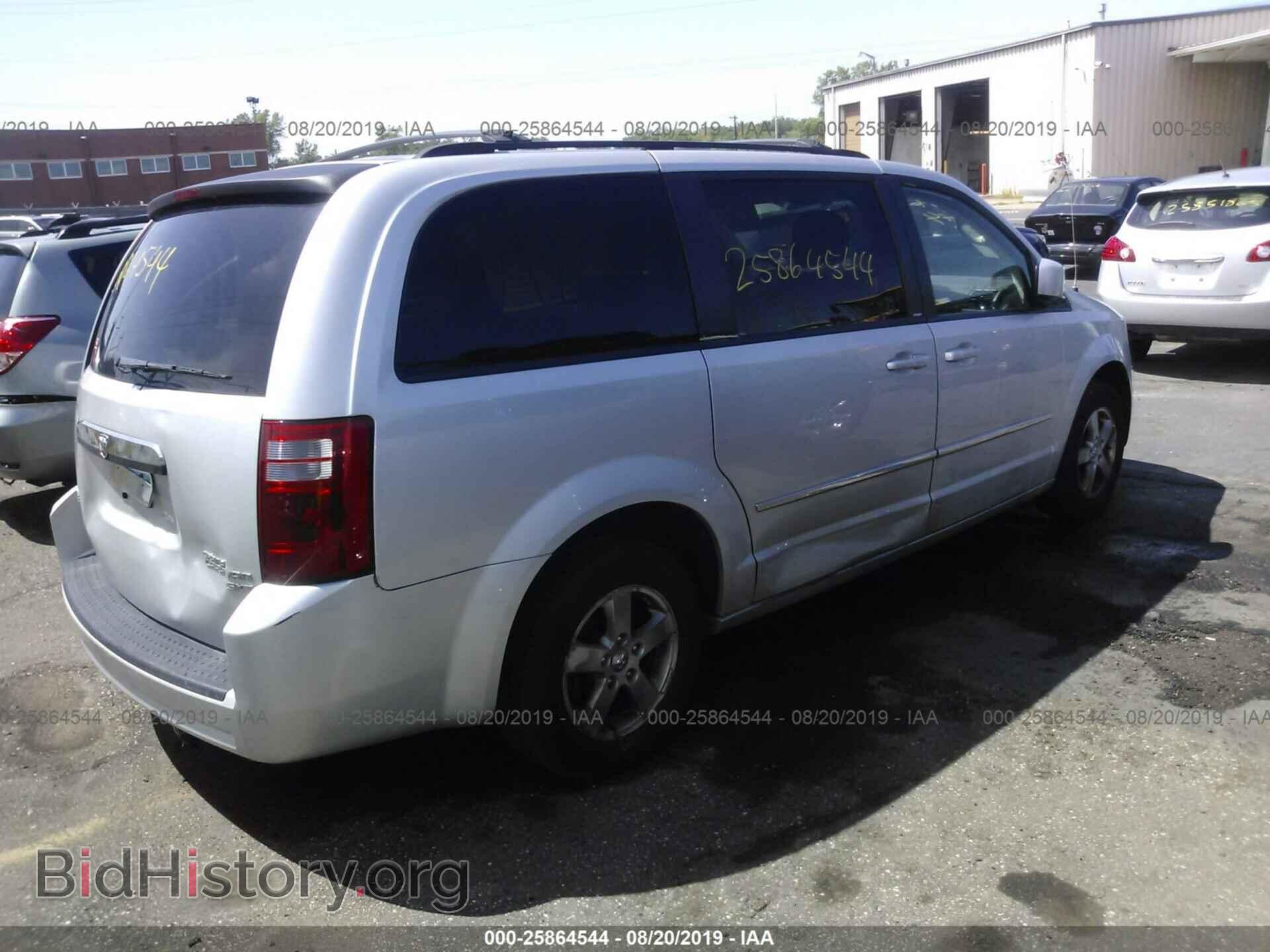 2010 DODGE GRAND CARAVAN - VIN: 2D4RN5D18AR496801 - Фото 4