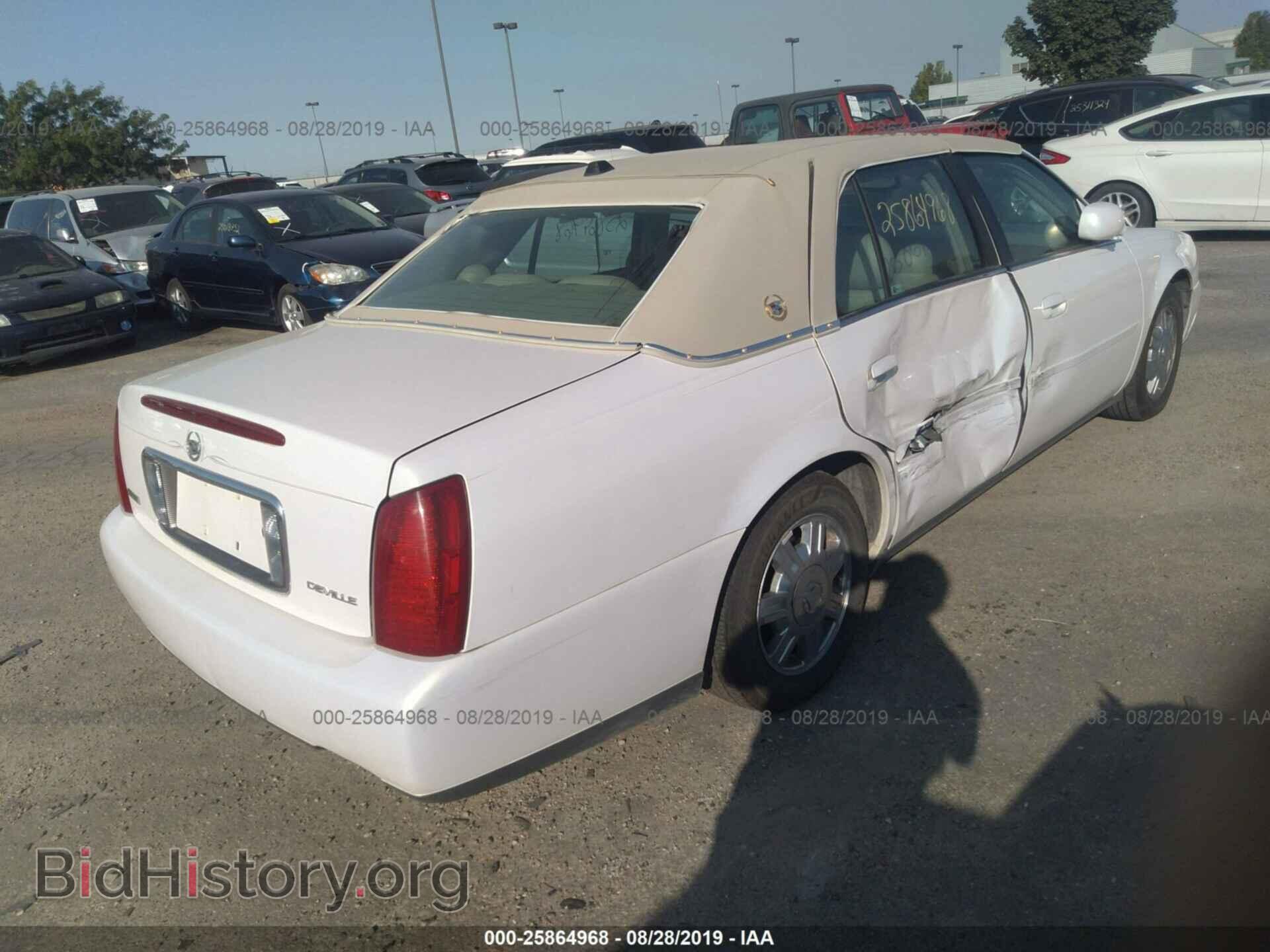 2004 CADILLAC DEVILLE - VIN: 1G6KD54Y64U147970 - Photo 4
