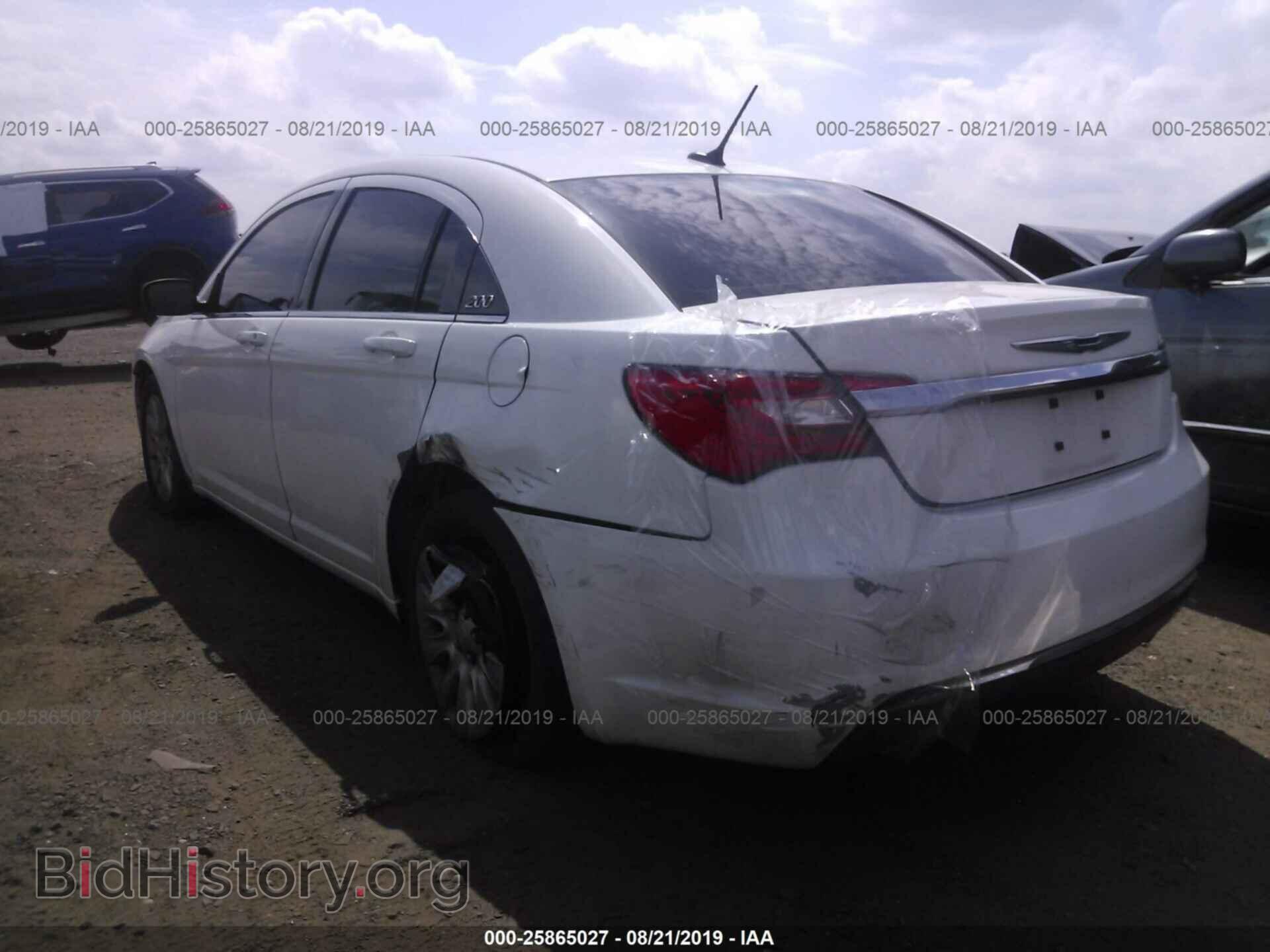 2013 CHRYSLER 200 - VIN: 1C3CCBAB1DN642482 - Фото 3