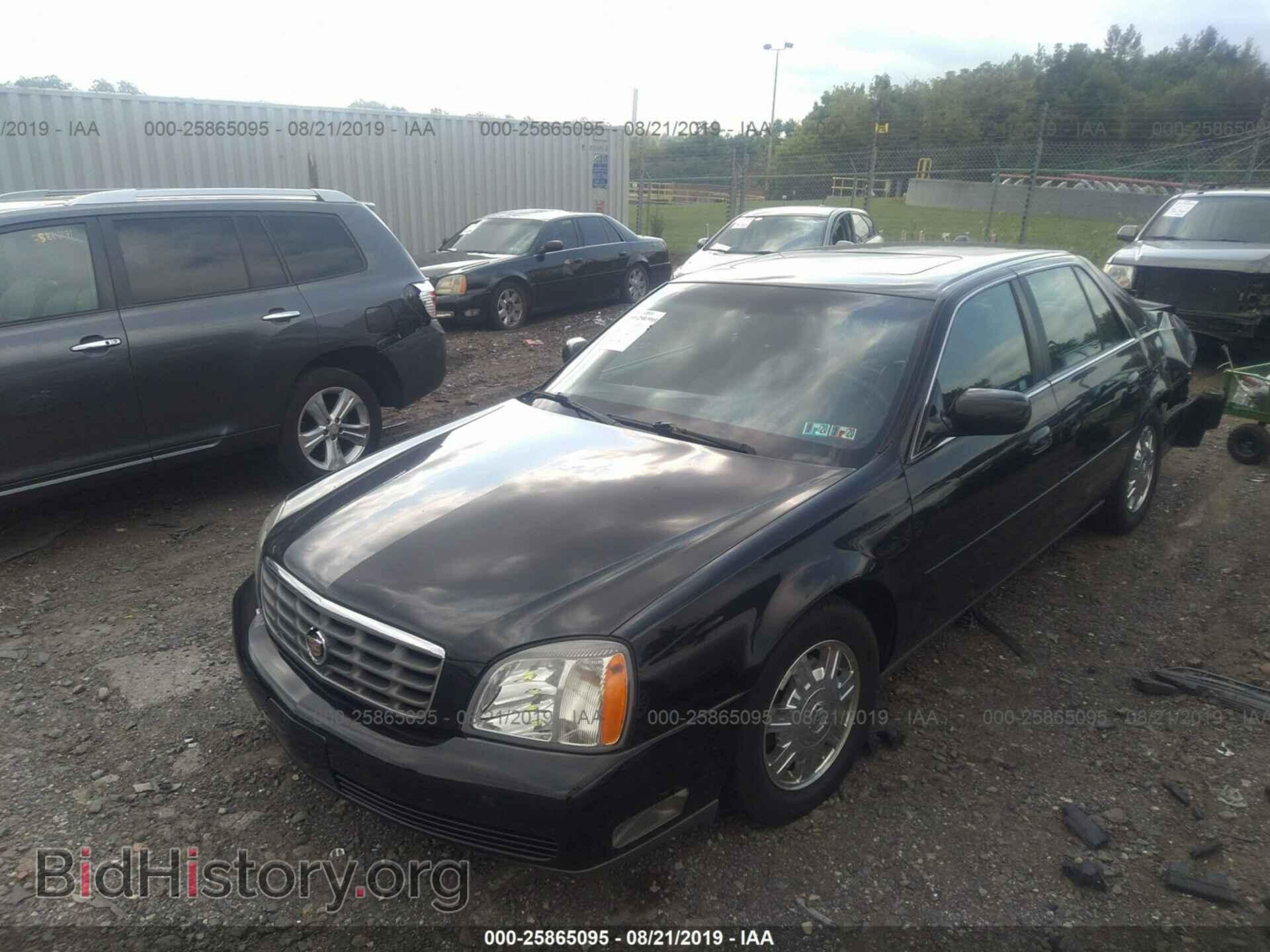 2004 CADILLAC DEVILLE - VIN: 1G6KD54Y94U262000 - Photo 2