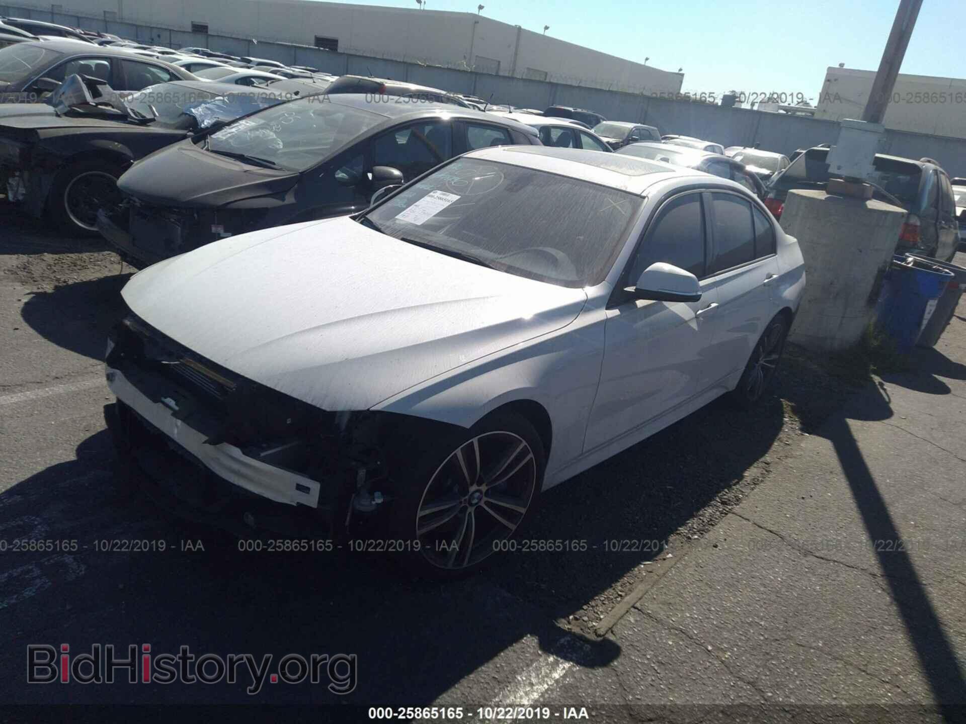 2015 BMW 335 - VIN: WBA3A9G59FNT09491 - Фото 2