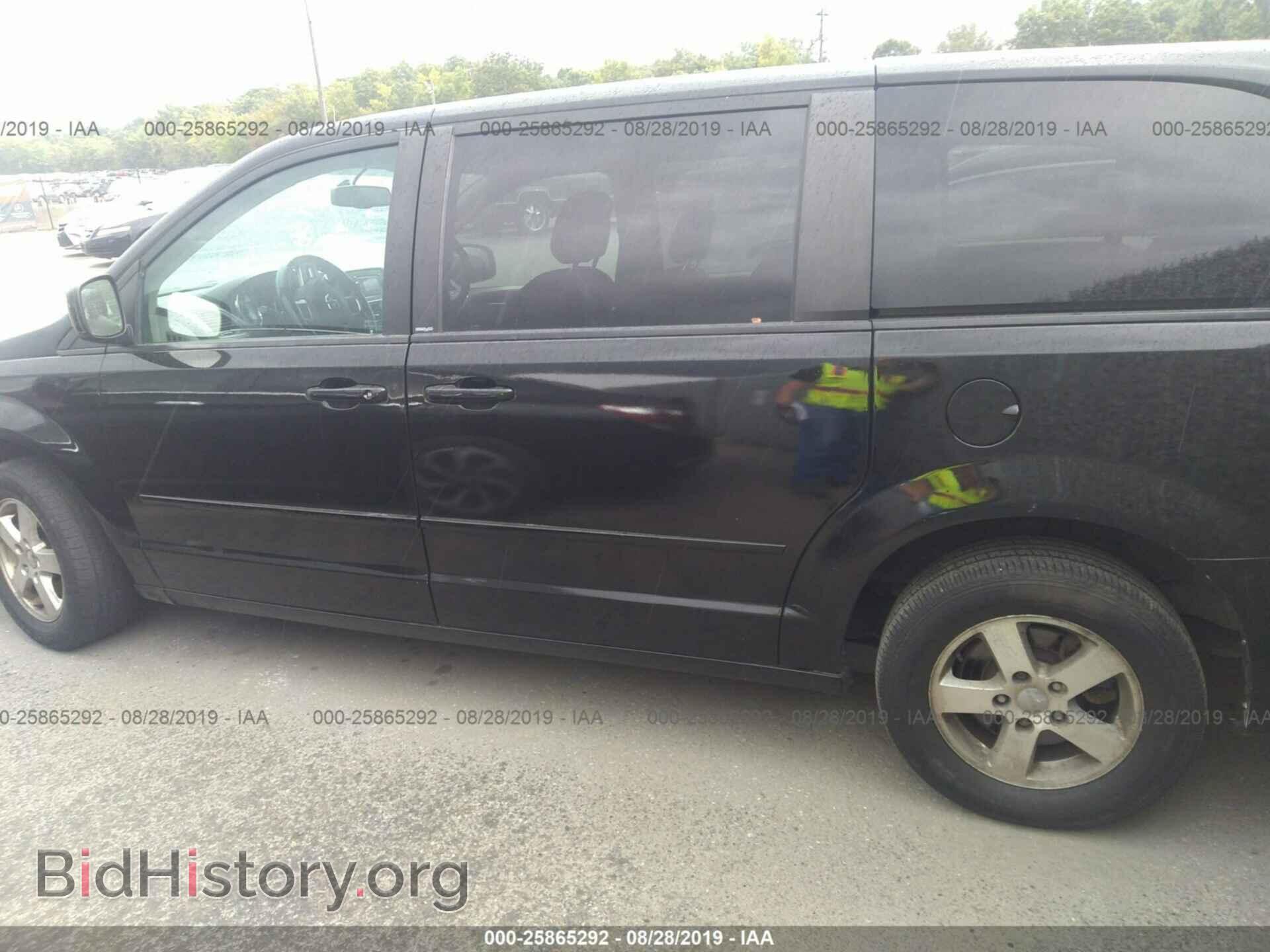 2011 DODGE GRAND CARAVAN - VIN: 2D4RN3DG2BR656861 - Фото 3