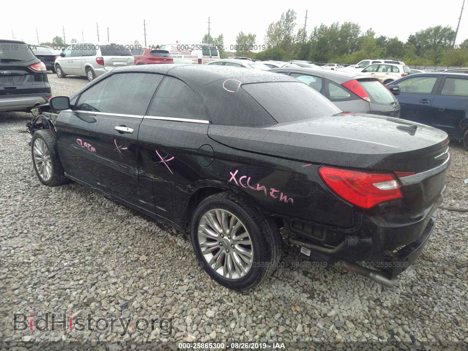 2013 CHRYSLER 200 - VIN: 1C3BCBFG9DN674581 - Фото 3