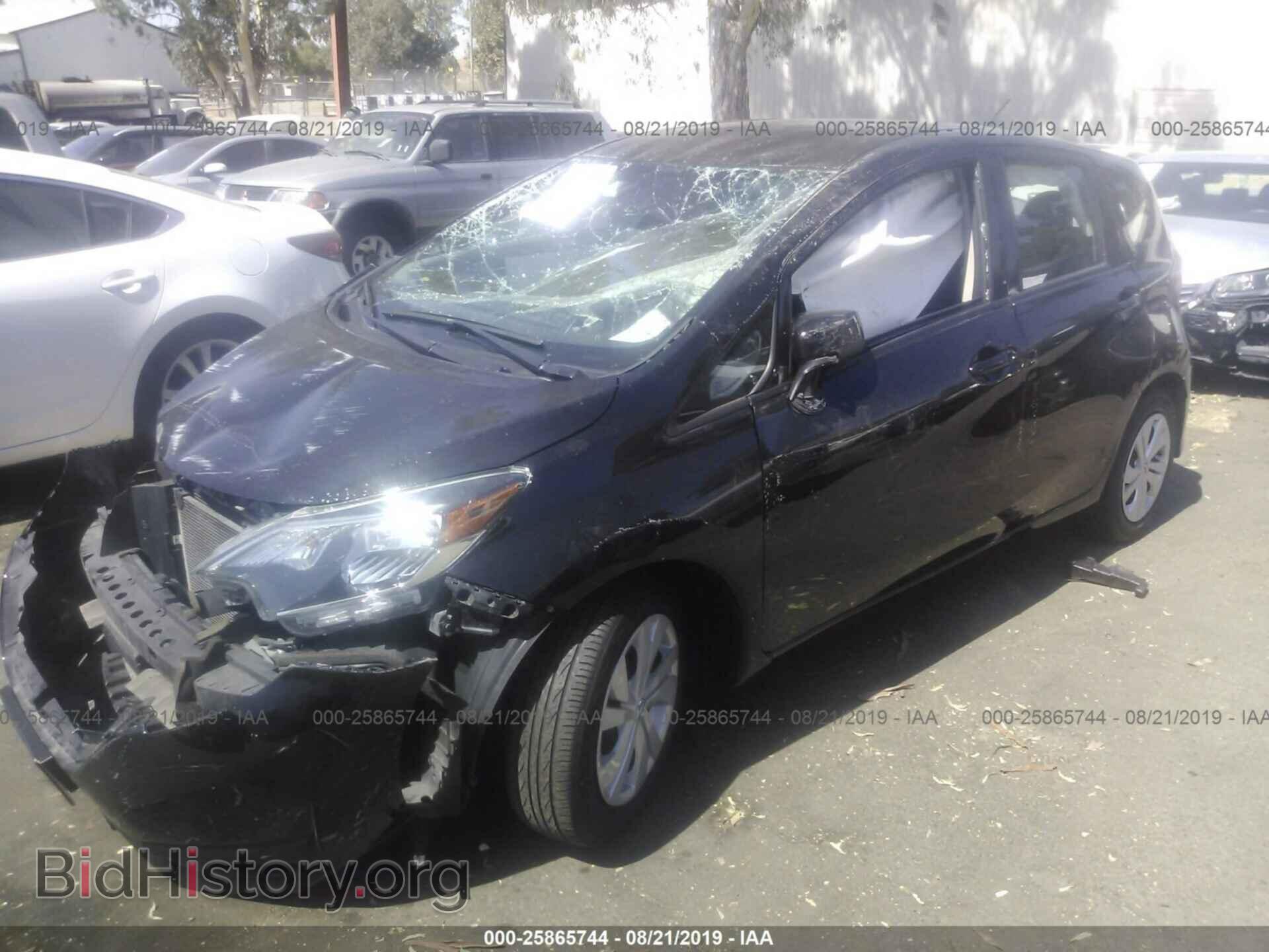 2017 Nissan Versa Note - VIN: 3N1CE2CP9HL375387 - Фото 2