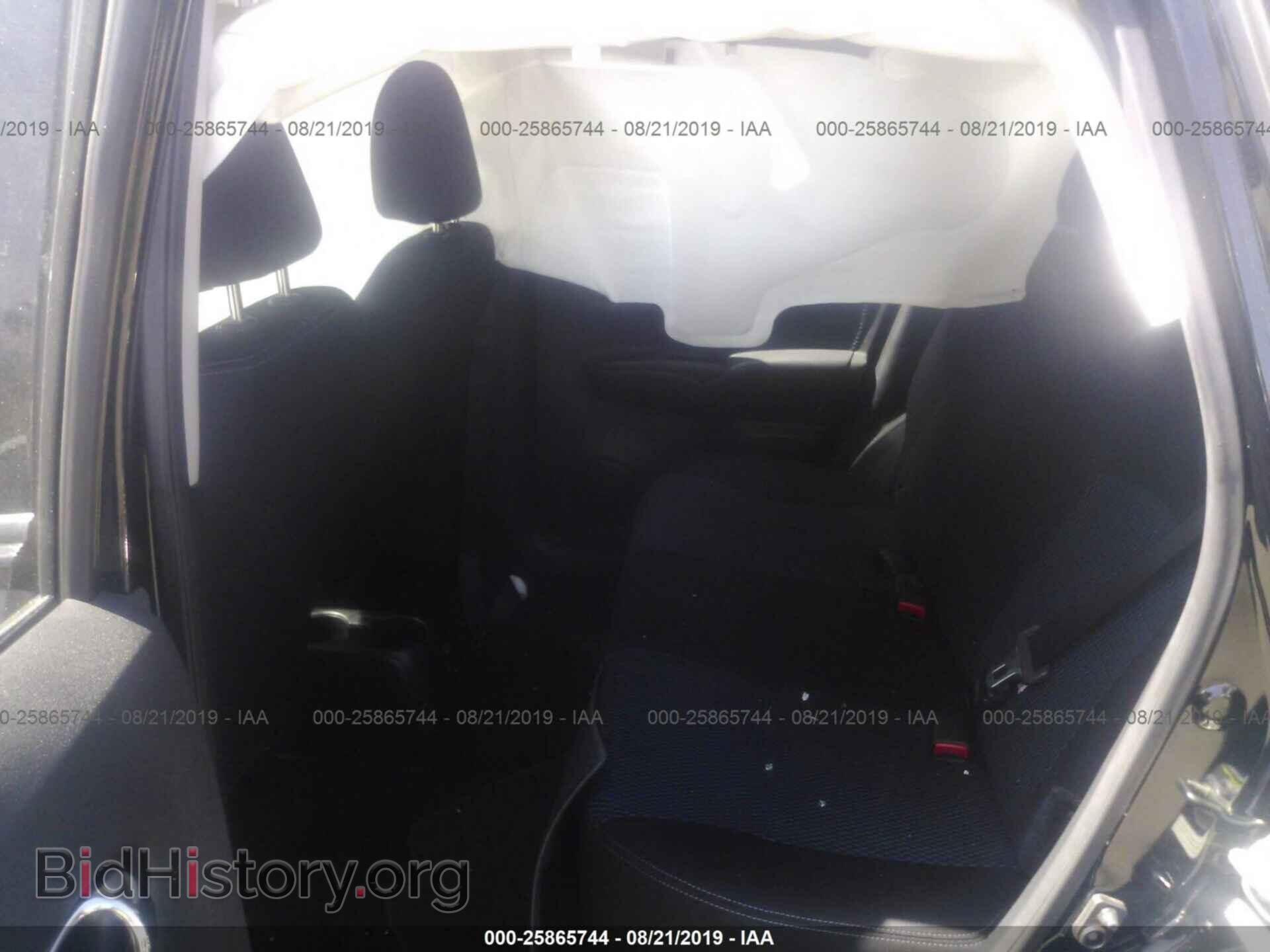 2017 Nissan Versa Note - VIN: 3N1CE2CP9HL375387 - Фото 8