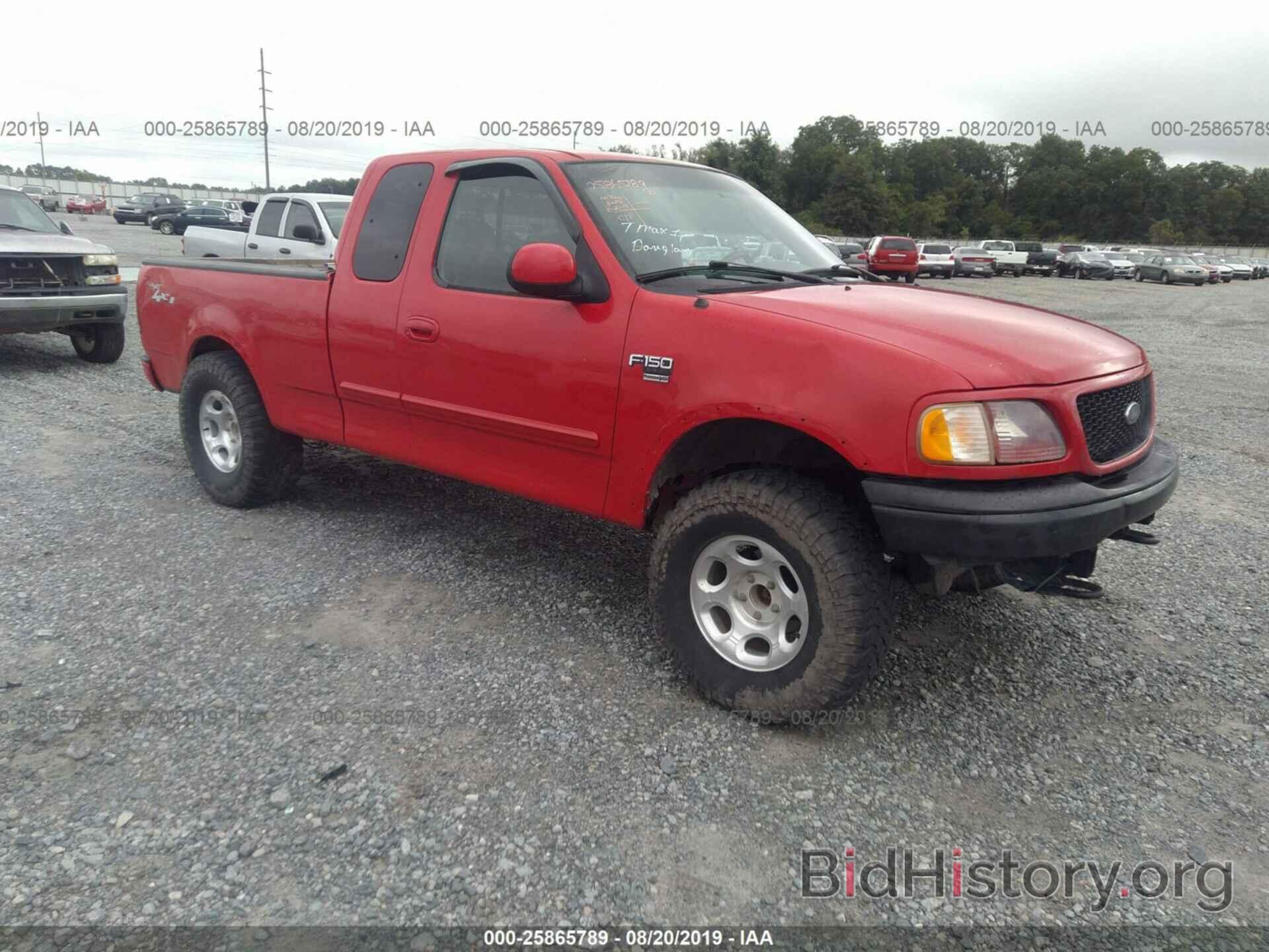 Photo 1FTRX18L52NB04240 - FORD F150 2002