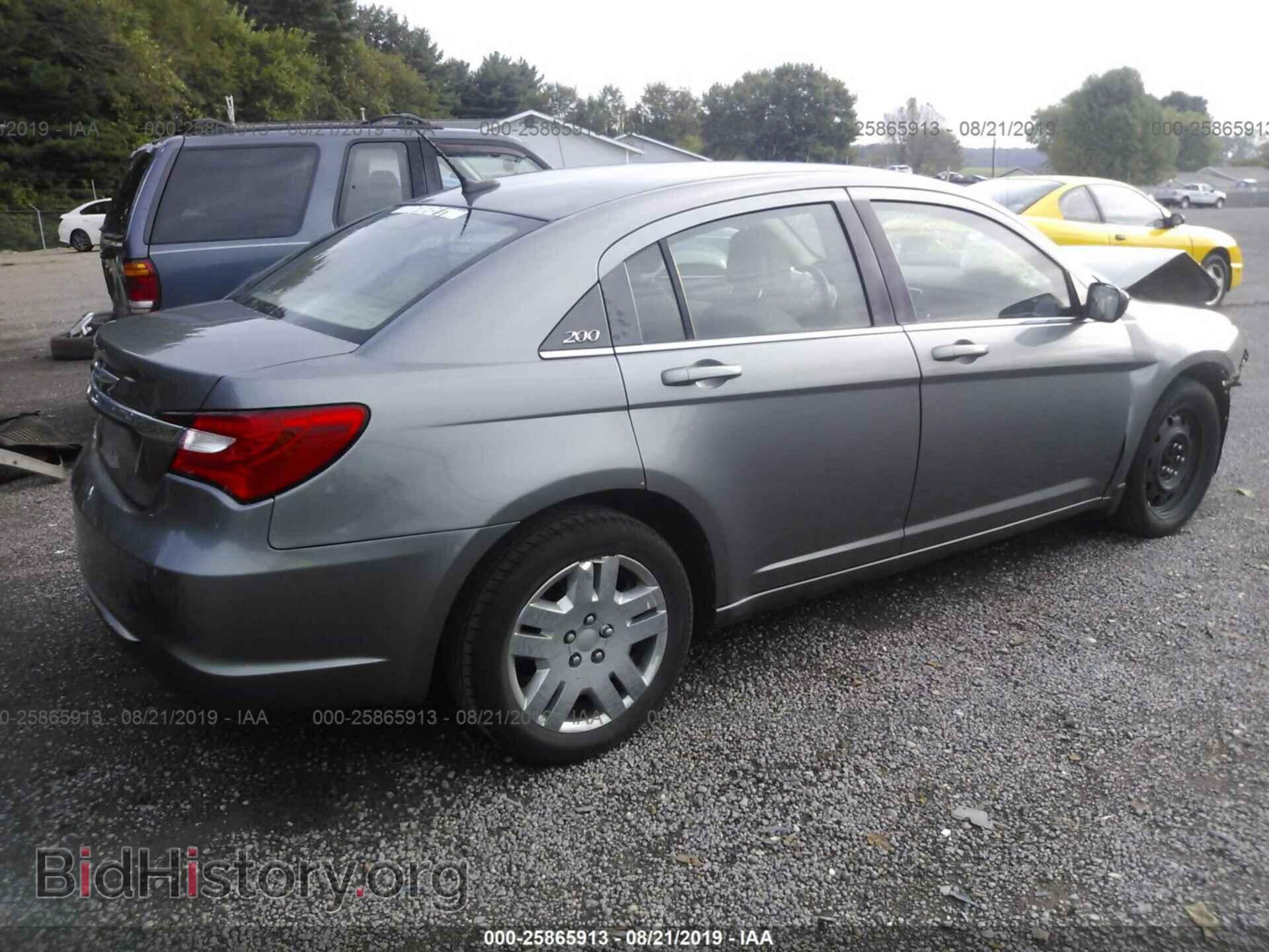 2012 CHRYSLER 200 - VIN: 1C3CCBAB7CN134824 - Фото 4