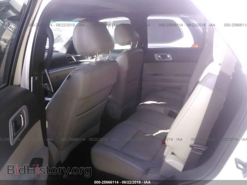2011 Ford EXPLORER (VIN 1FMHK7D86BGA65060) — photo 8 of 10