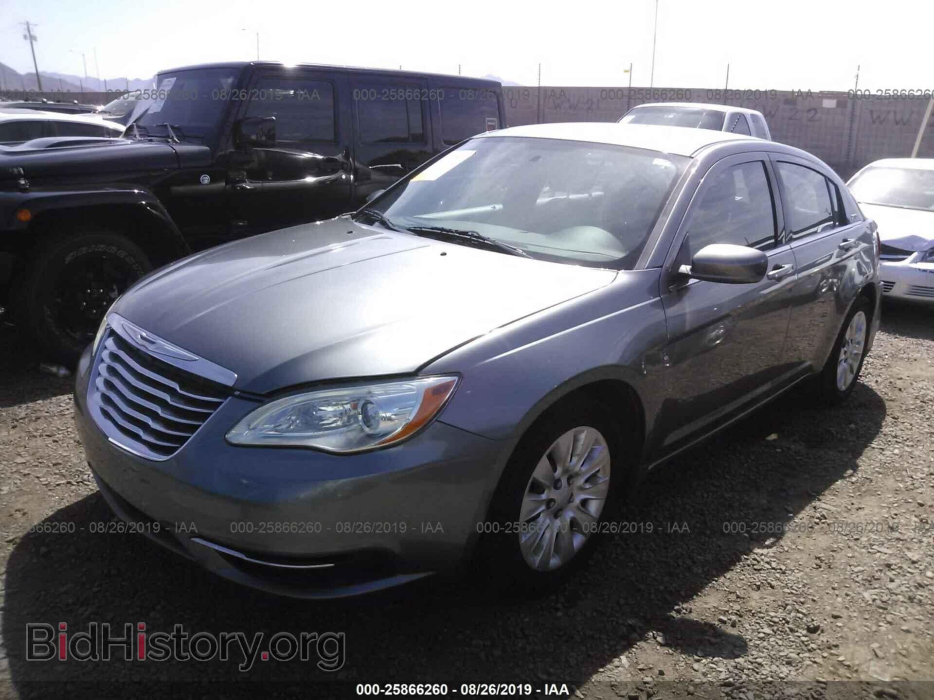 2012 CHRYSLER 200 - VIN: 1C3CCBAB9CN224752 - Photo 2