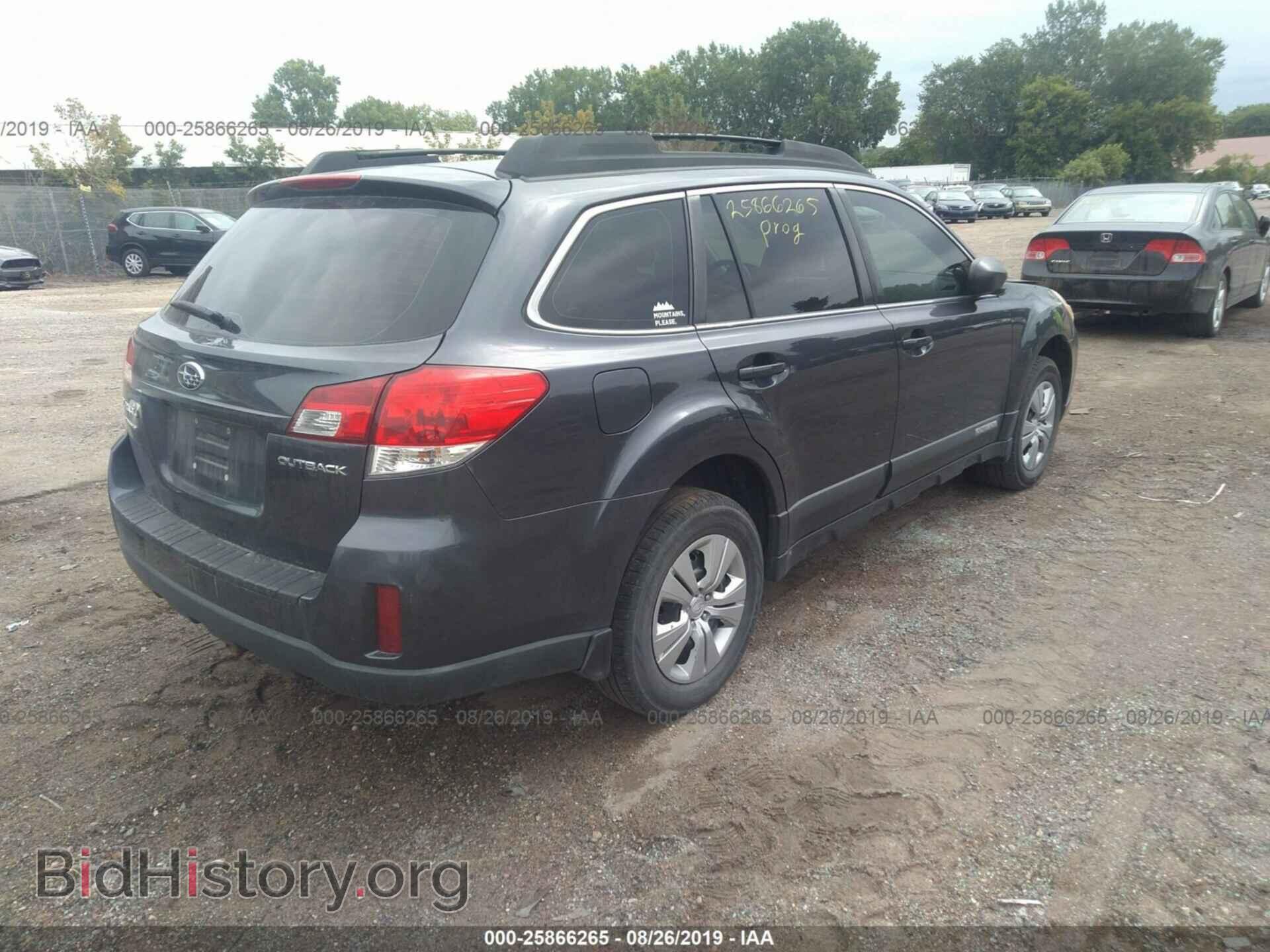 2011 SUBARU OUTBACK - VIN: 4S4BRCAC5B3324230 - Фото 4
