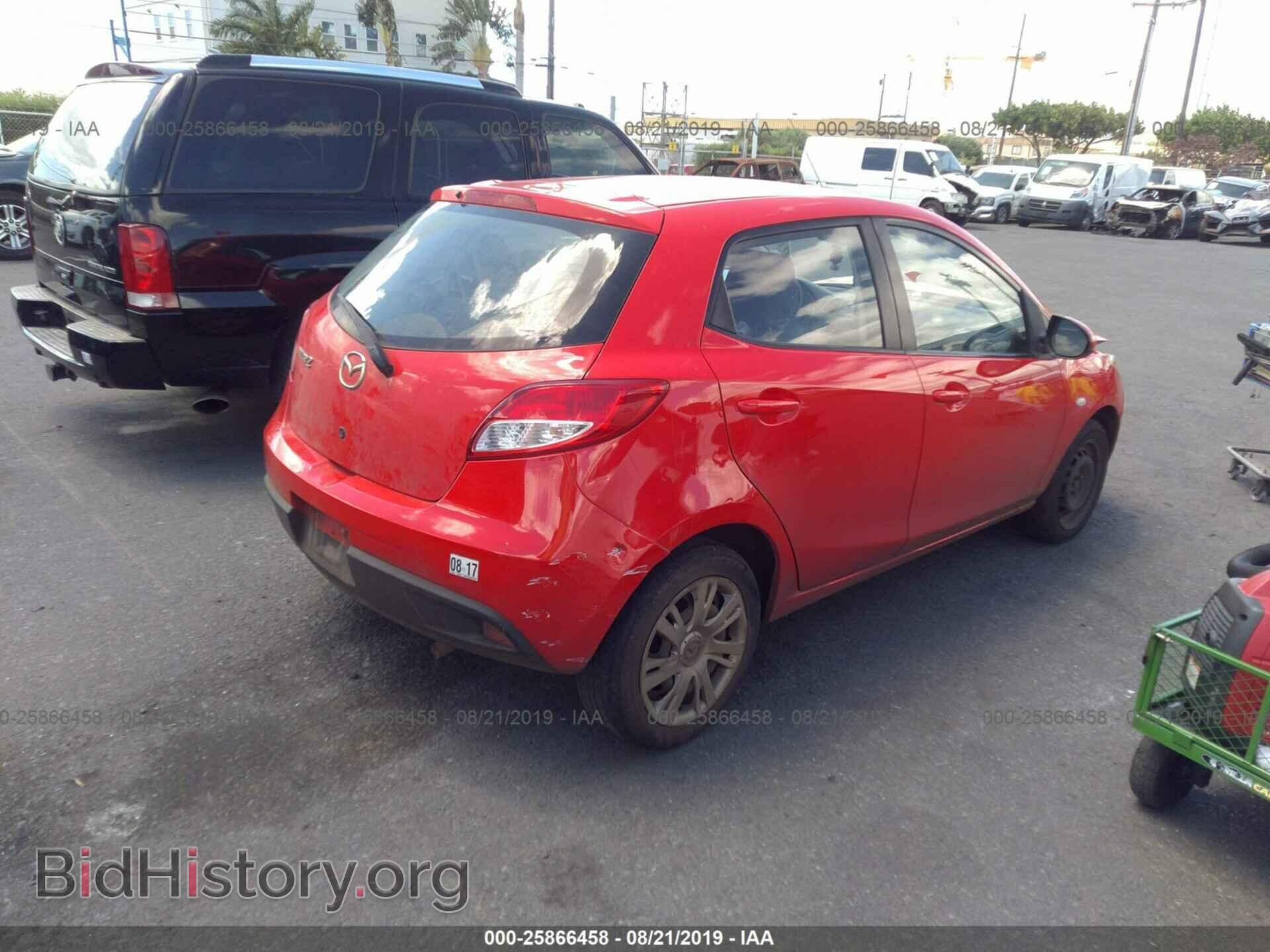 2014 MAZDA MAZDA2 - VIN: JM1DE1KY3E0181646 - Фото 4