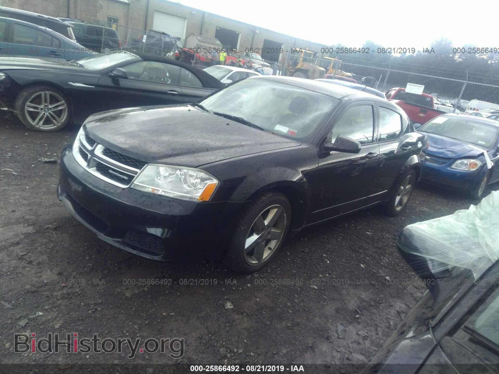 2011 DODGE AVENGER - VIN: 1B3BD4FB8BN558733 - Фото 2