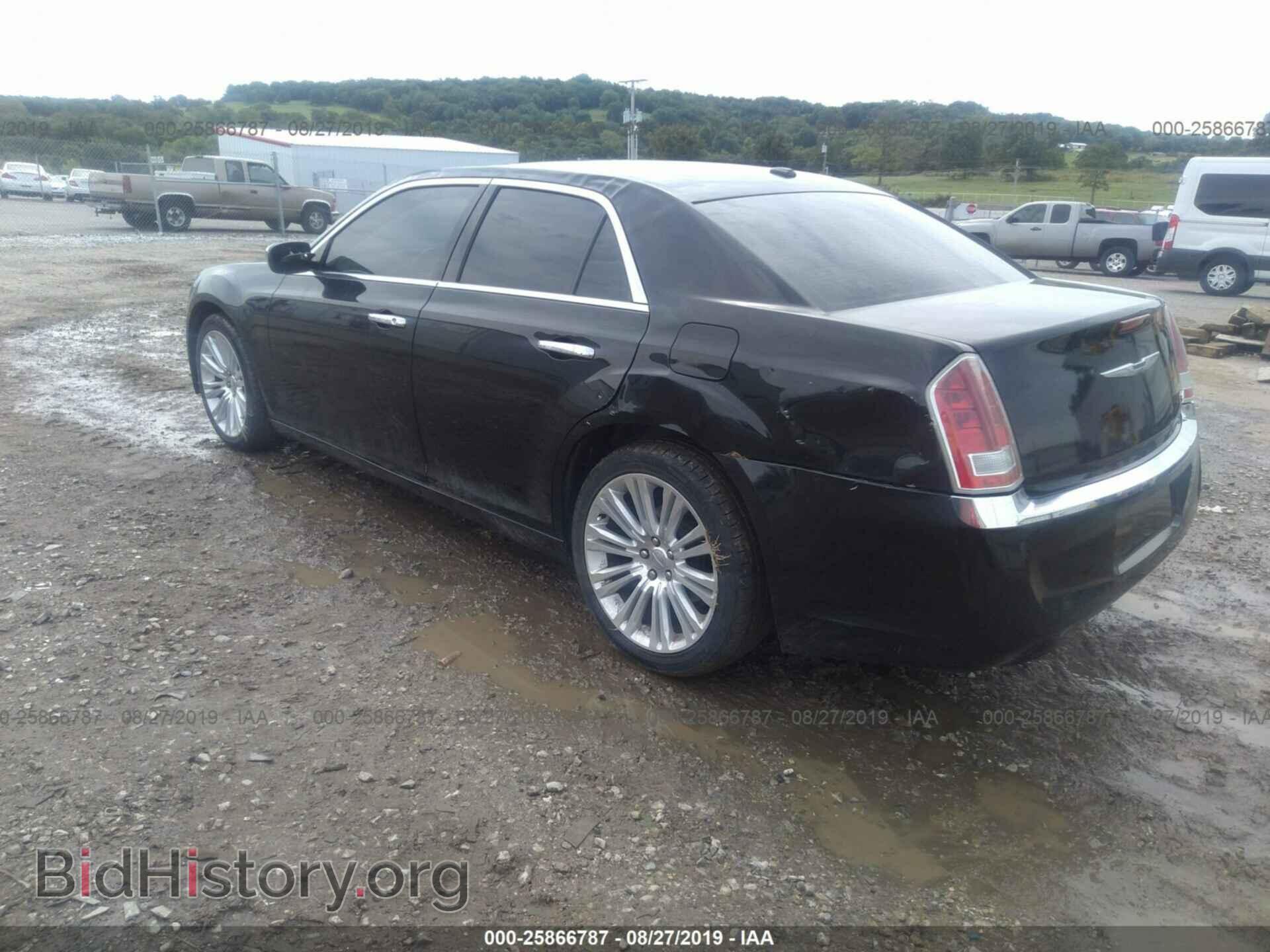 2012 CHRYSLER 300 - VIN: 2C3CCACG1CH309872 - Фото 3