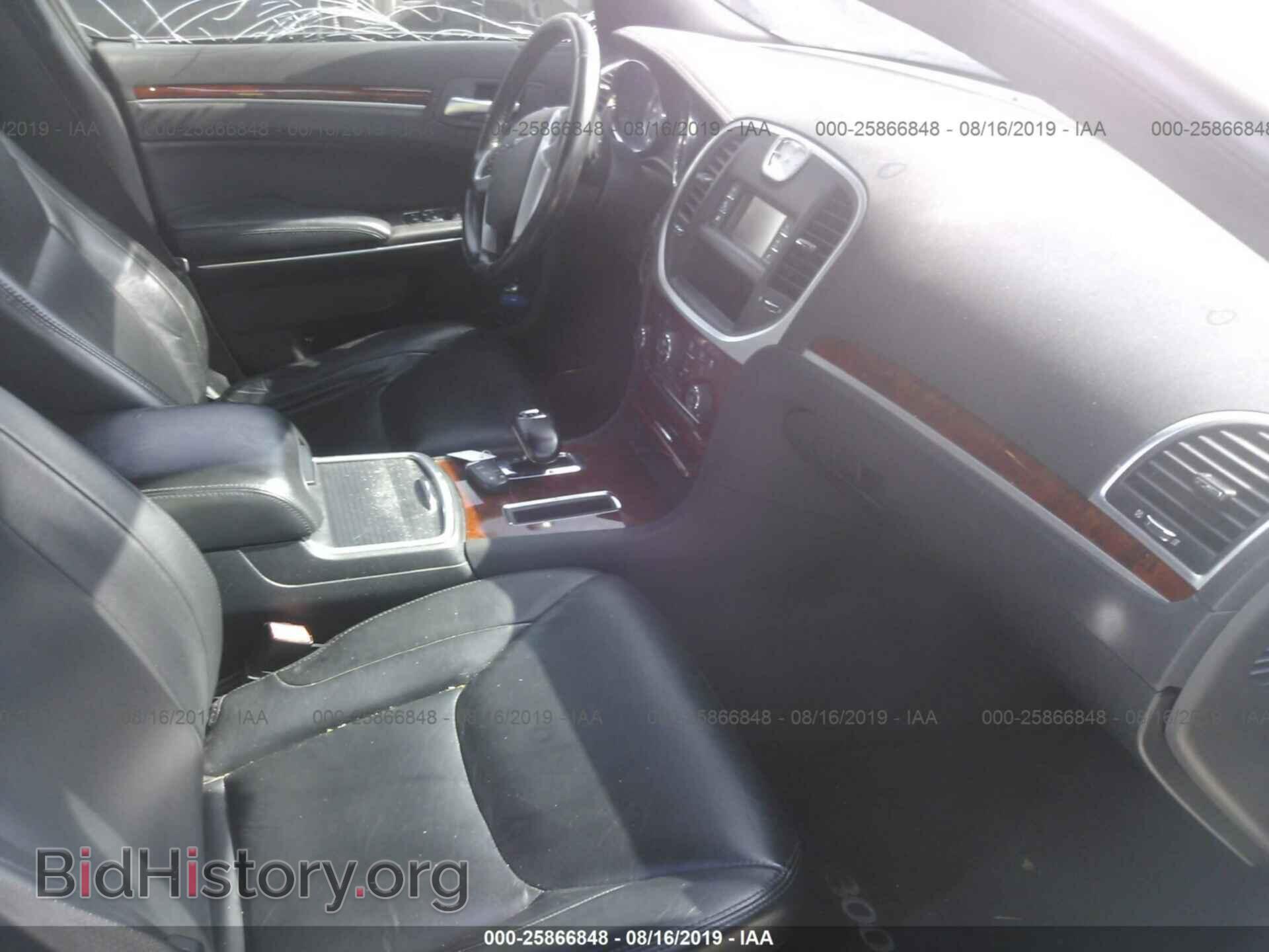 2012 CHRYSLER 300 - VIN: 2C3CCACG1CH182346 - Фото 5