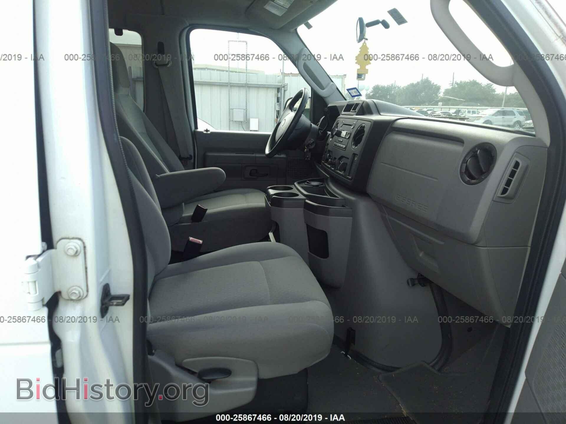 2009 FORD ECONOLINE - VIN: 1FBSS31L09DA03746 - Фото 5