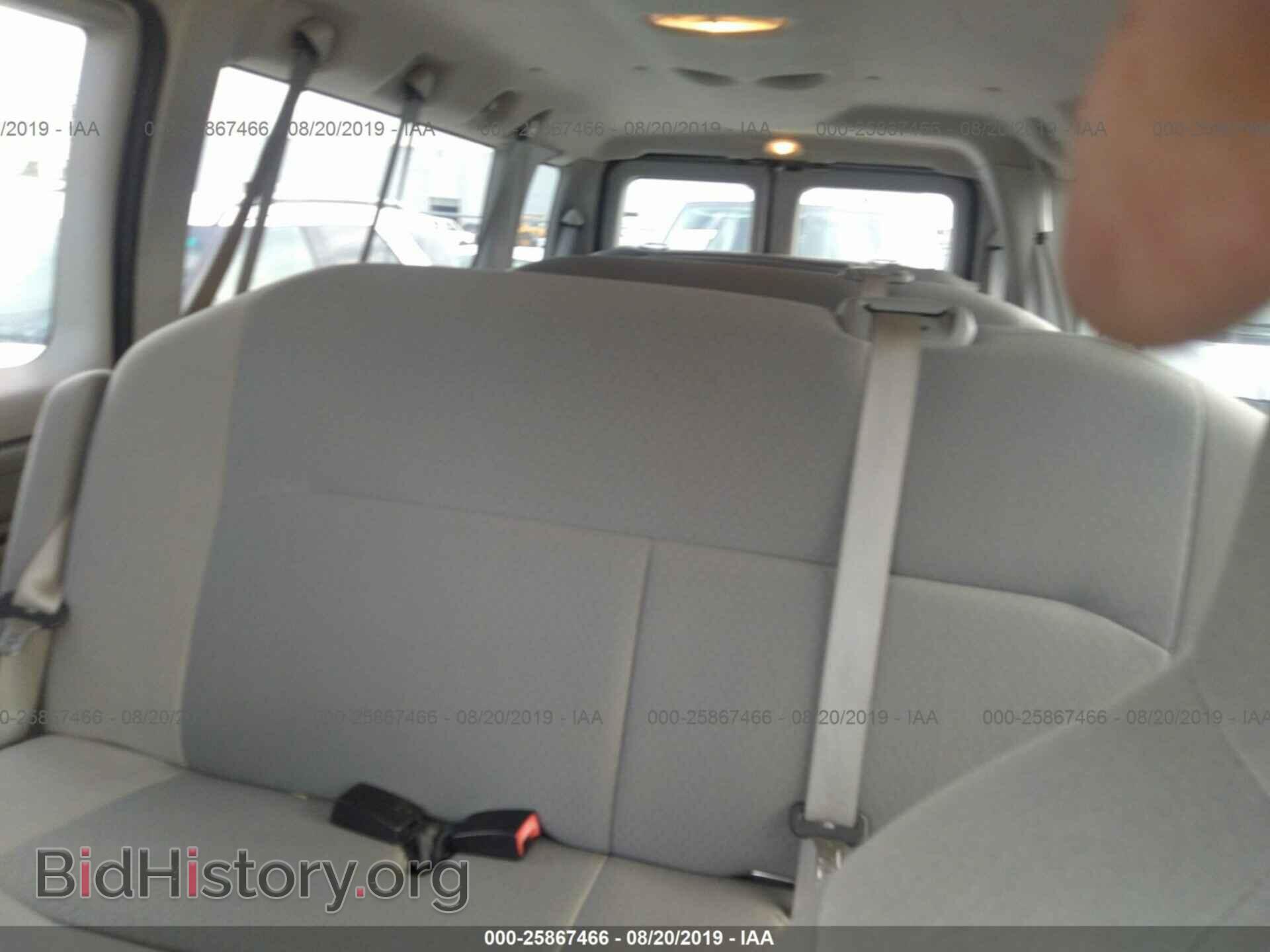 2009 FORD ECONOLINE - VIN: 1FBSS31L09DA03746 - Фото 8