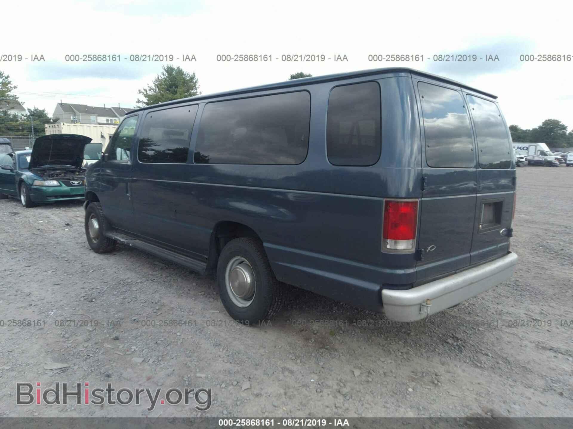 1998 FORD ECONOLINE - VIN: 1FBSS31L6WHB70195 - Фото 3