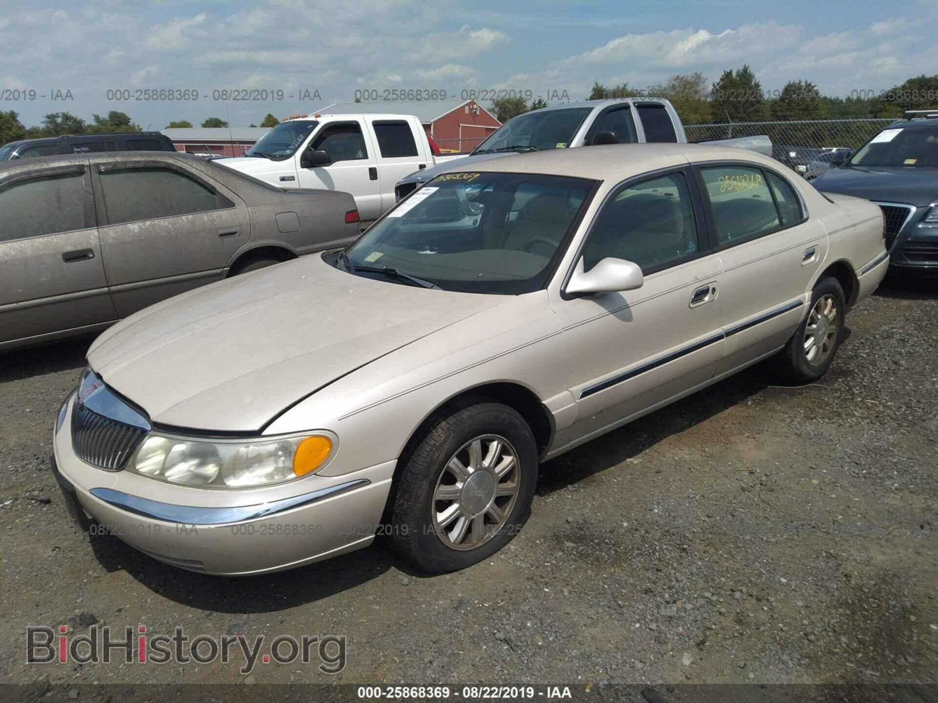 2000 LINCOLN CONTINENTAL - VIN: 1LNHM97V2YY802605 - Фото 2