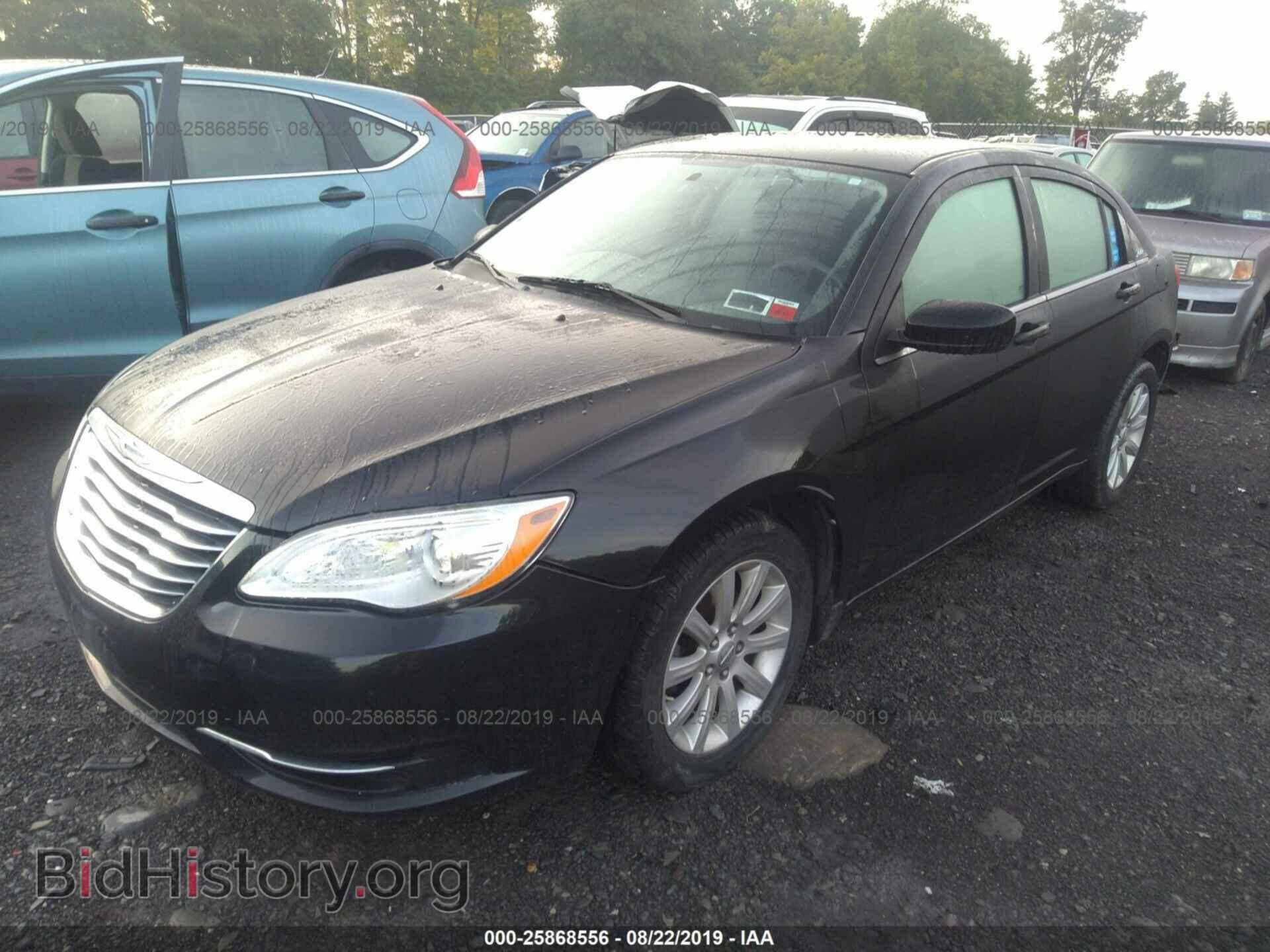 2013 CHRYSLER 200 - VIN: 1C3CCBBB0DN516614 - Photo 2