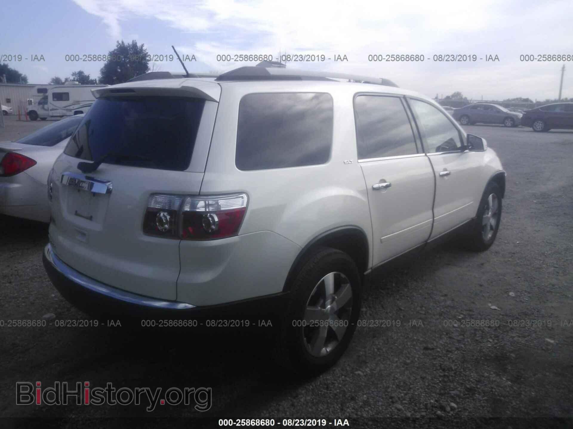 2011 GMC ACADIA - VIN: 1GKKRRED8BJ174477 - Photo 4
