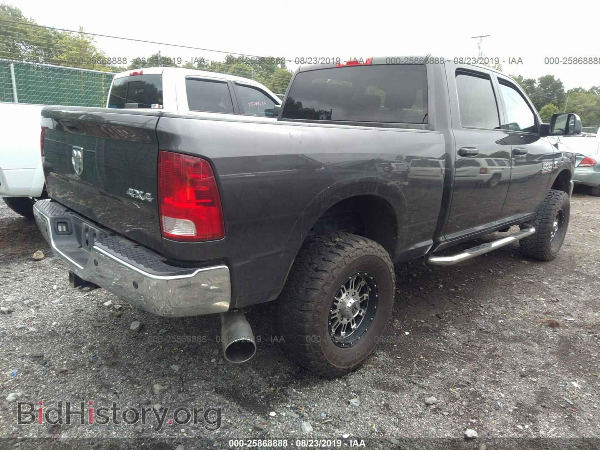 2016 RAM 2500 - VIN: 3C6UR5CL4GG178338 - Photo 4