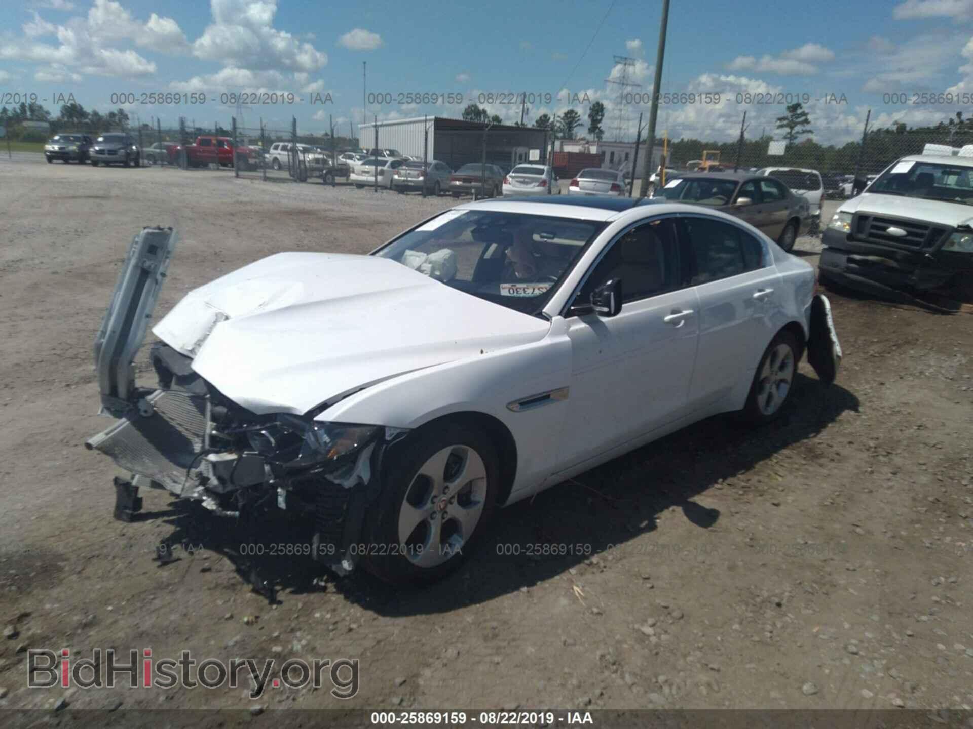 2018 JAGUAR XE - VIN: SAJAR4FX1JCP27011 - Фото 2