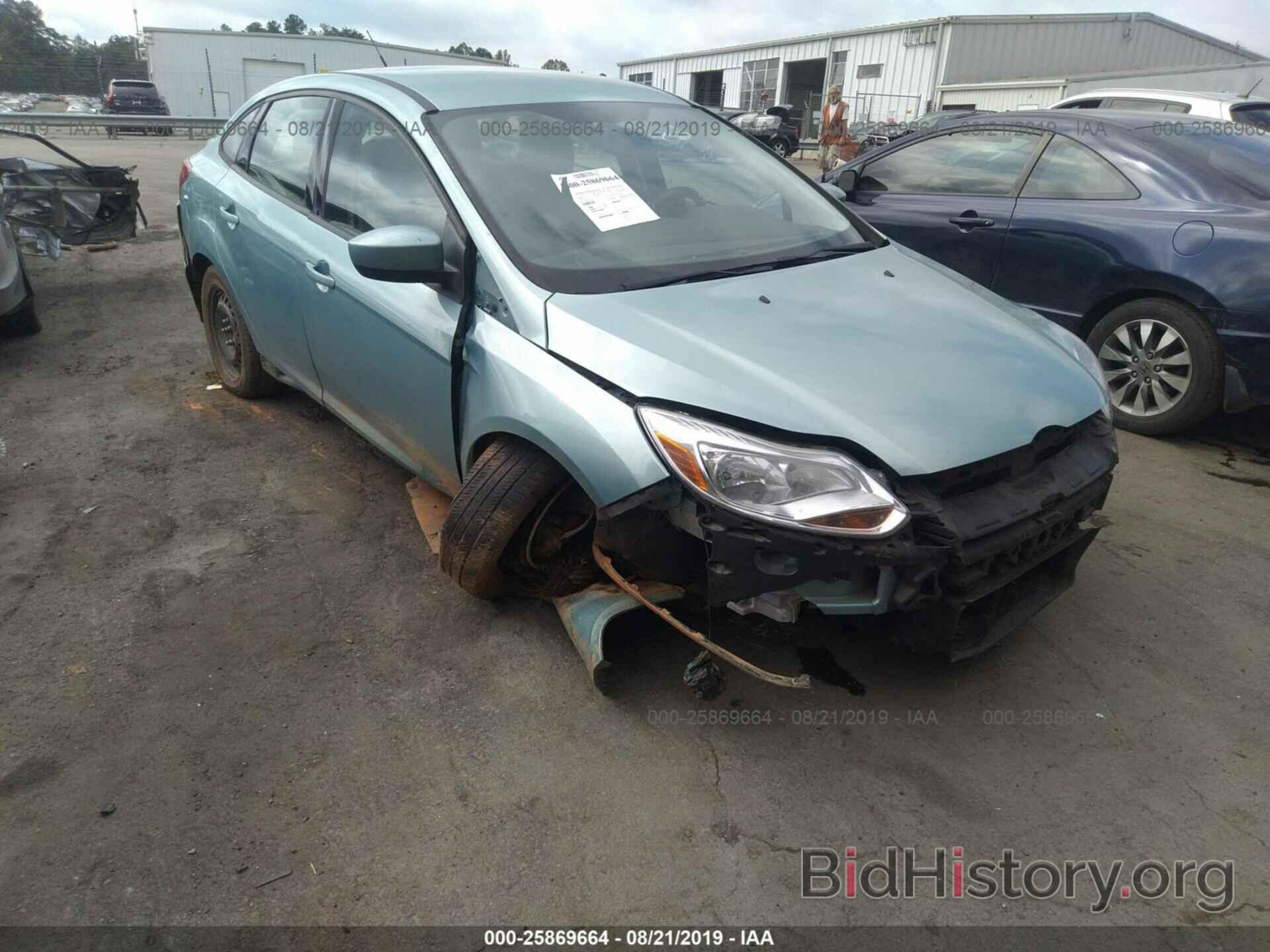 Photo 1FAHP3F21CL445431 - FORD FOCUS 2012