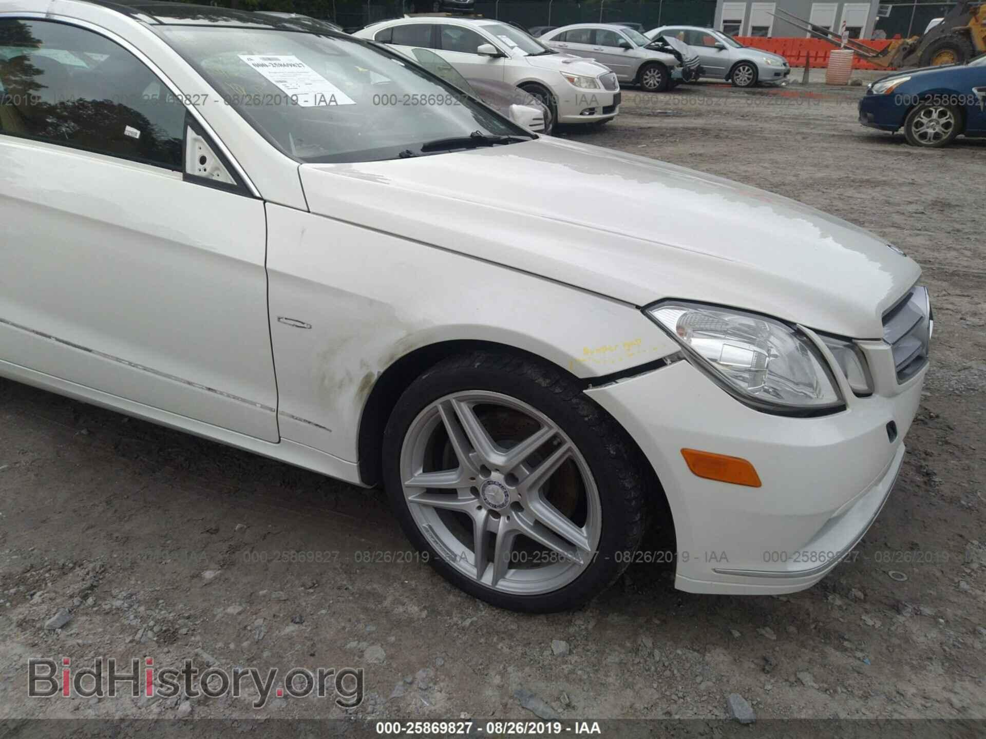 Photo WDDKJ5KB8CF151581 - MERCEDES-BENZ E 2012