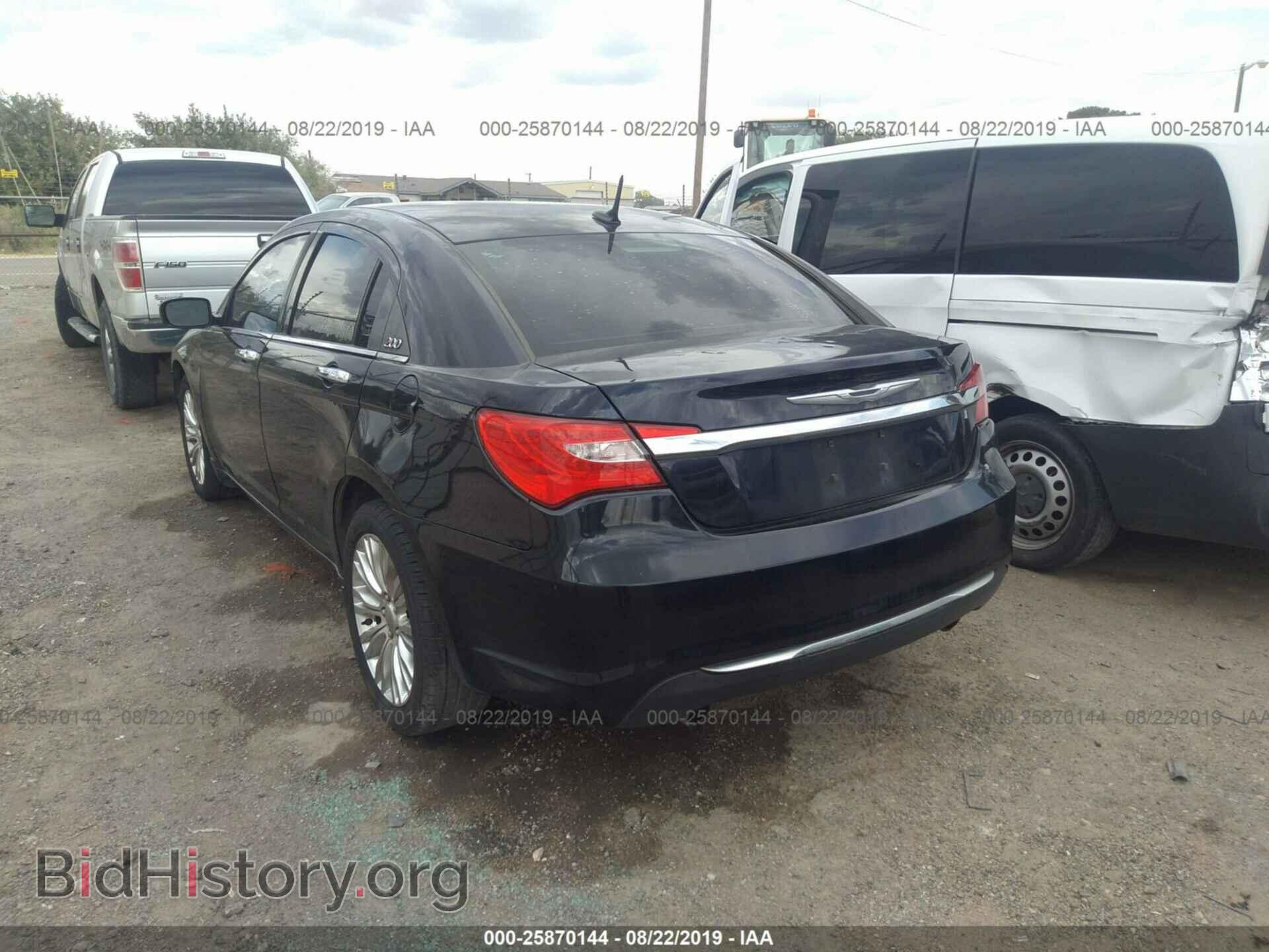 2011 CHRYSLER 200 - VIN: 1C3BC2FG4BN533429 - Фото 3